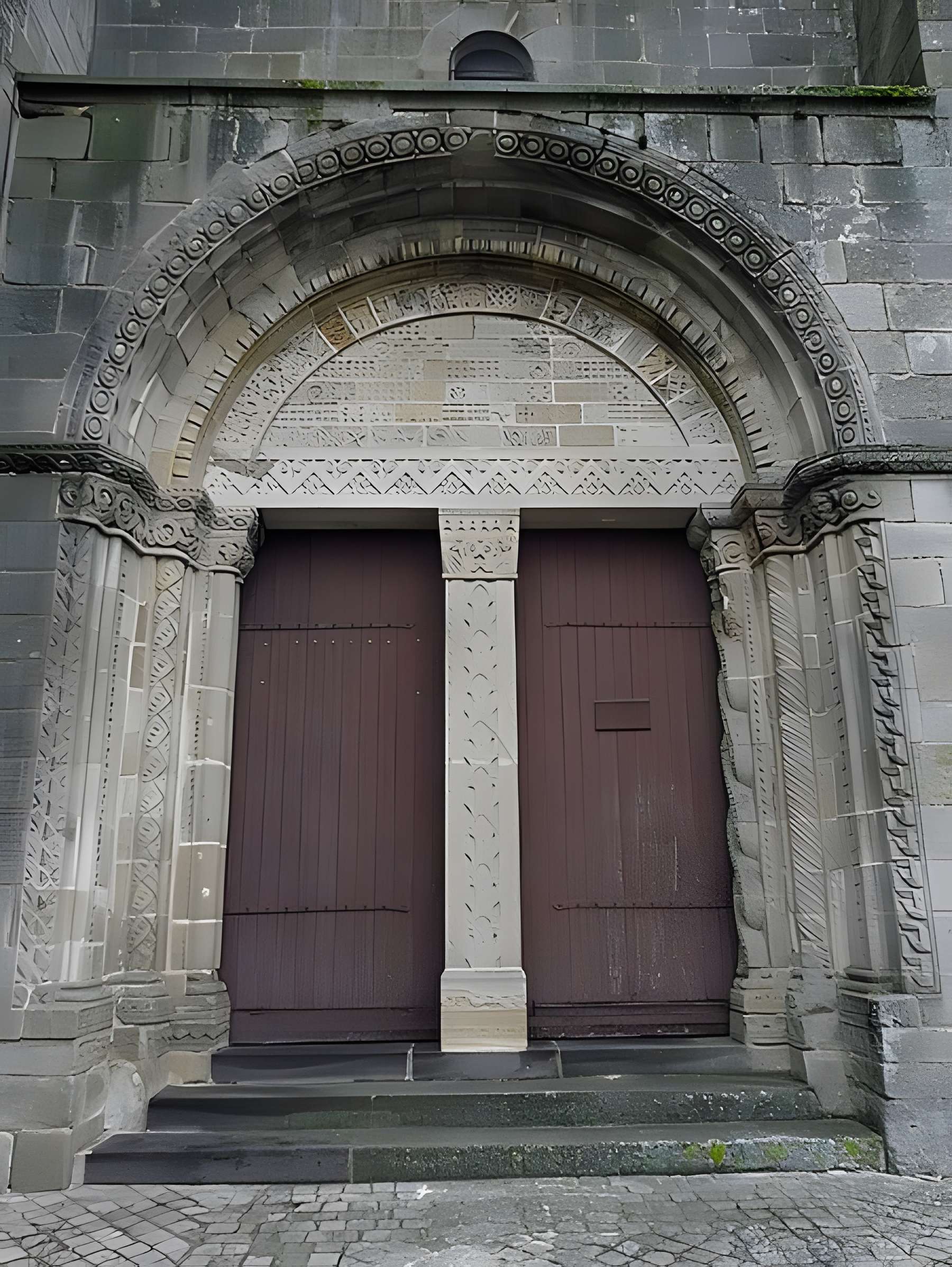 Église Saint-Gervais-et-Saint-Protais du Montet