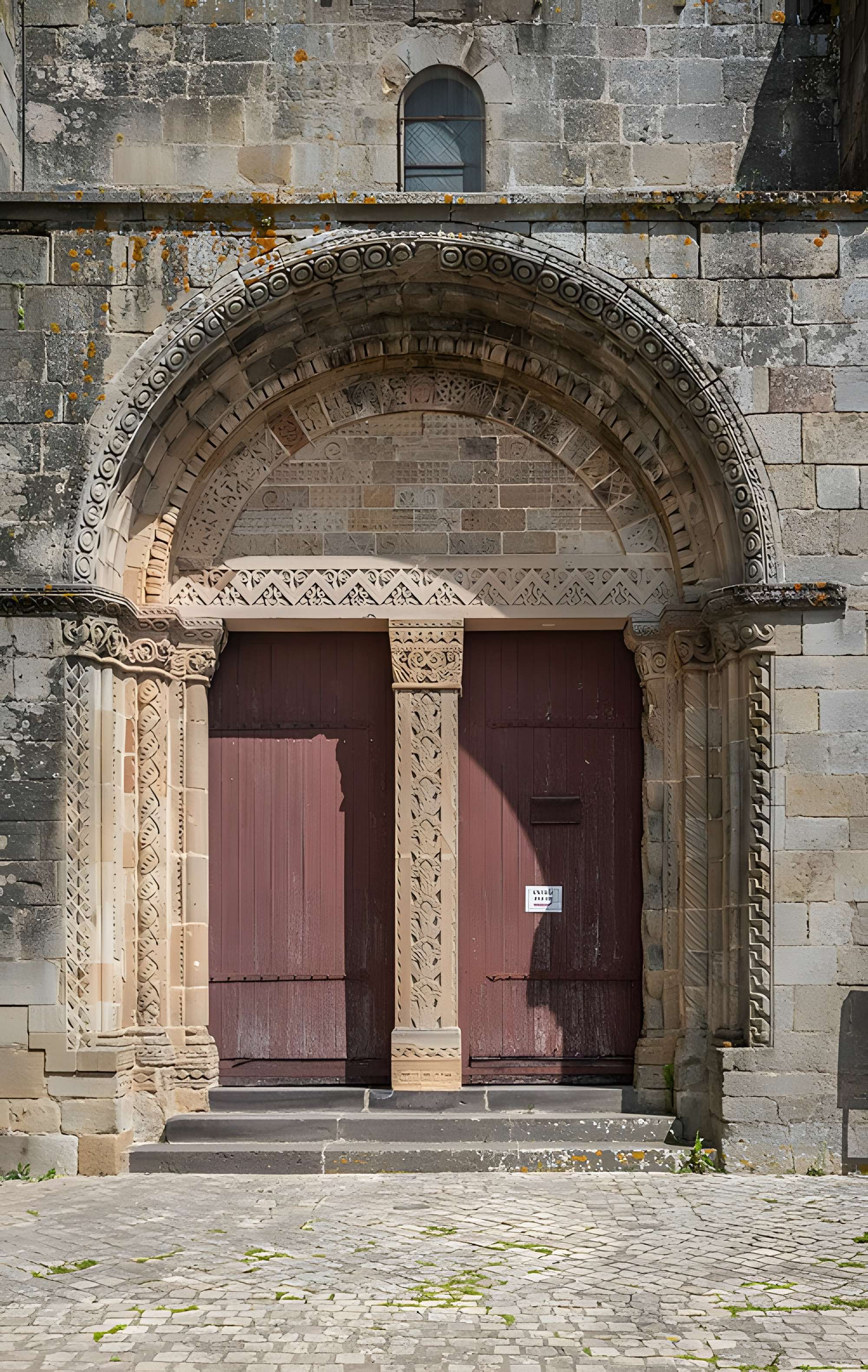 Église Saint-Gervais-et-Saint-Protais du Montet