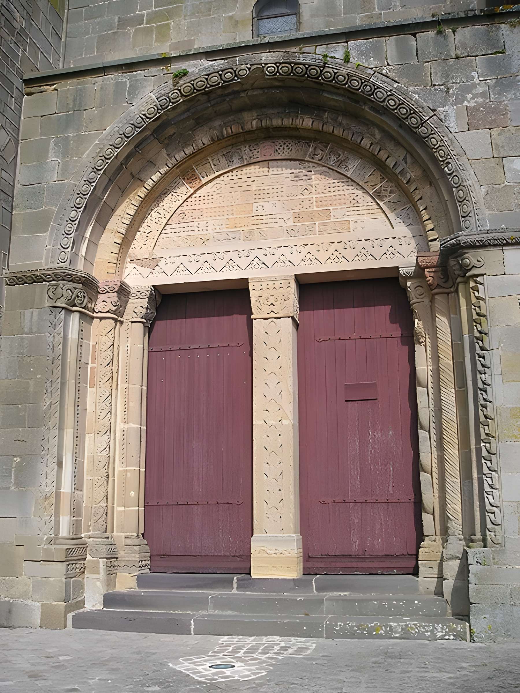 Église Saint-Gervais-et-Saint-Protais du Montet