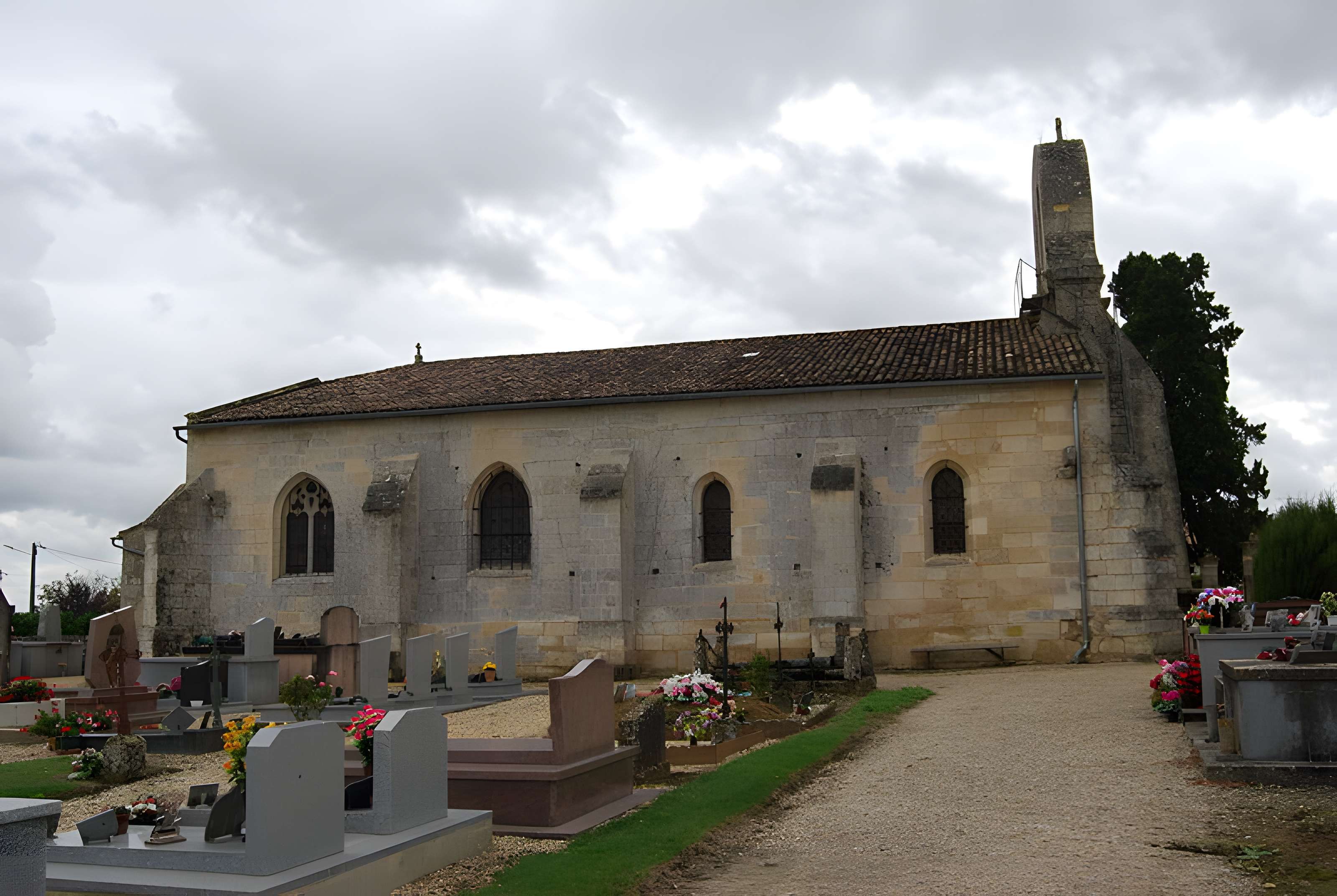 Église Saint-Gervais-Saint-Protais de Faleyras
