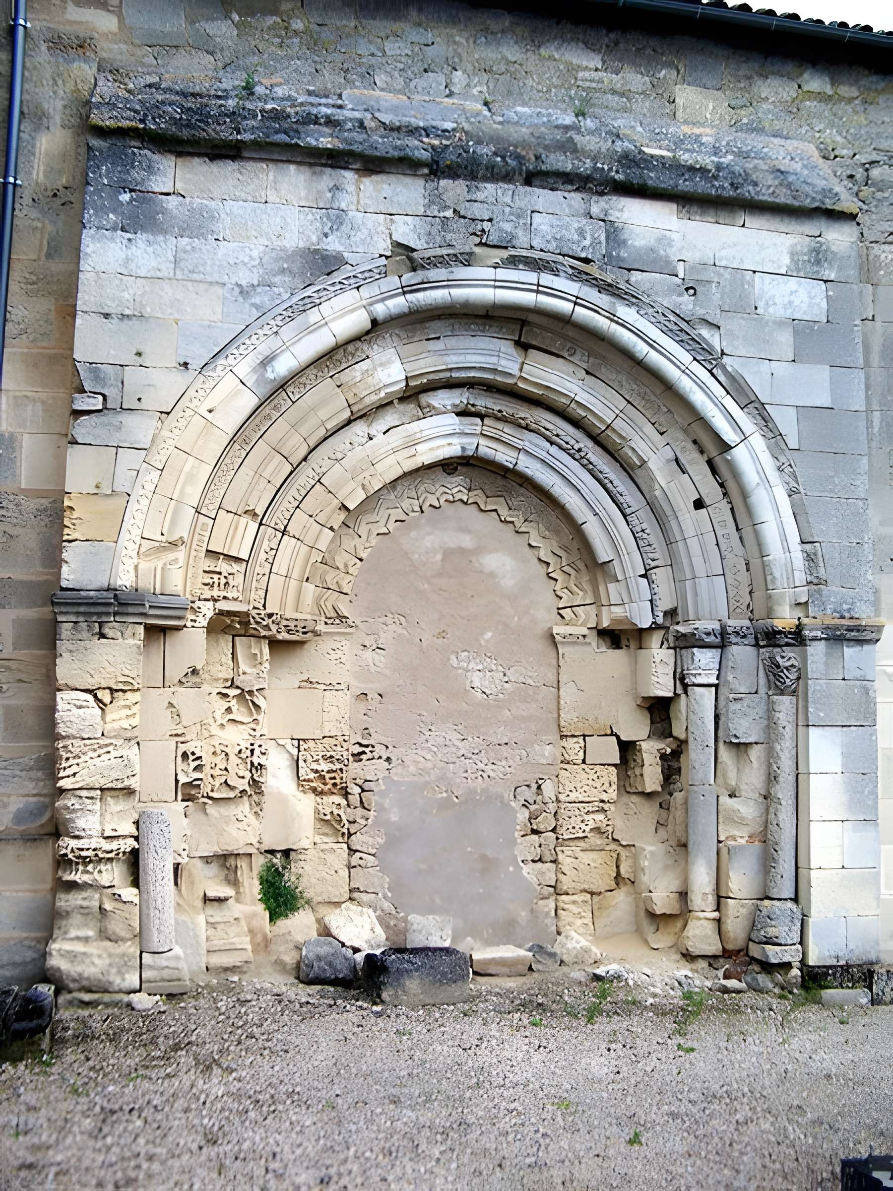 Église Saint-Gervais-Saint-Protais de Faleyras