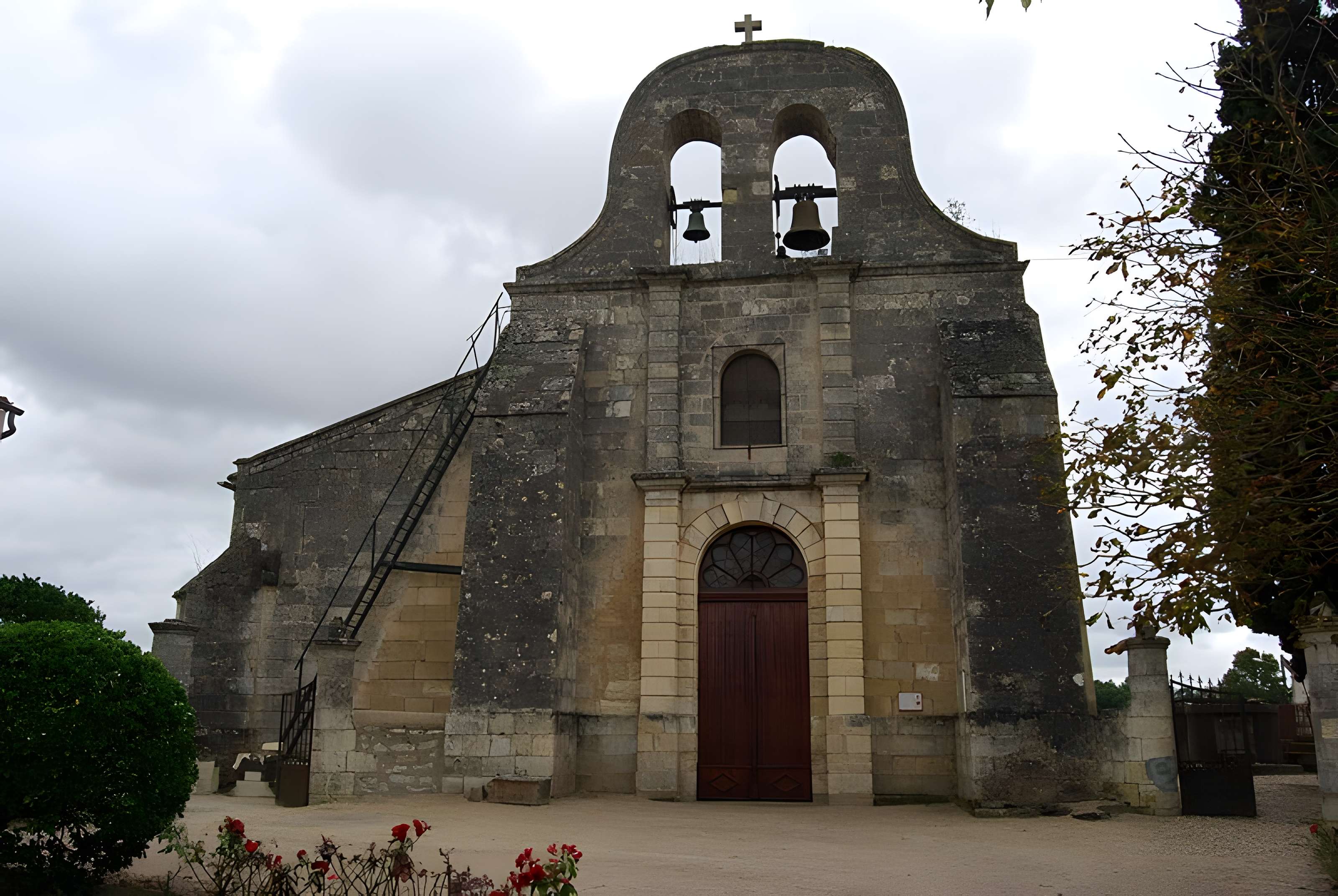 Église Saint-Gervais-Saint-Protais de Faleyras 