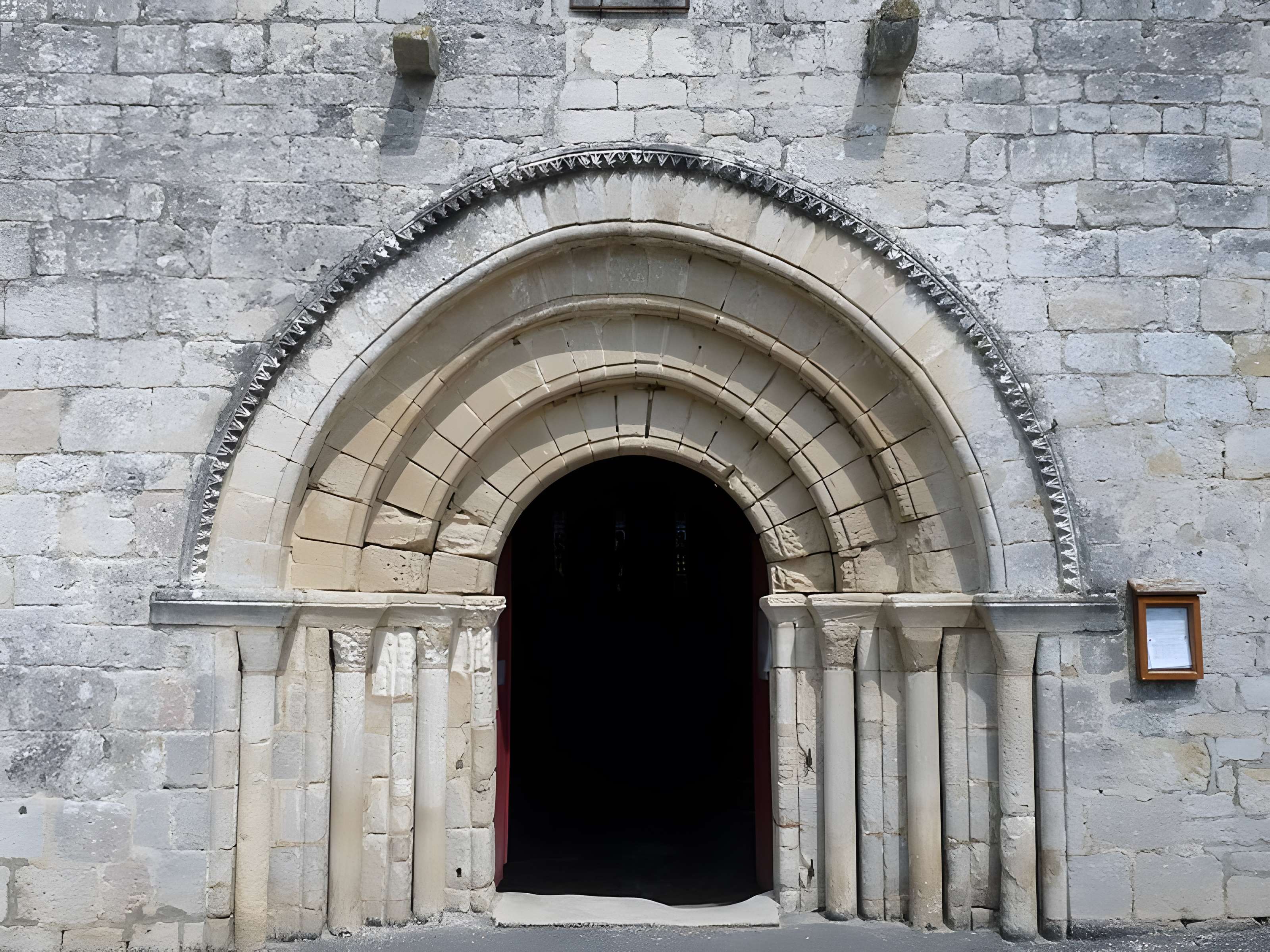 Église Saint-Gervais-Saint-Protais de Marsac