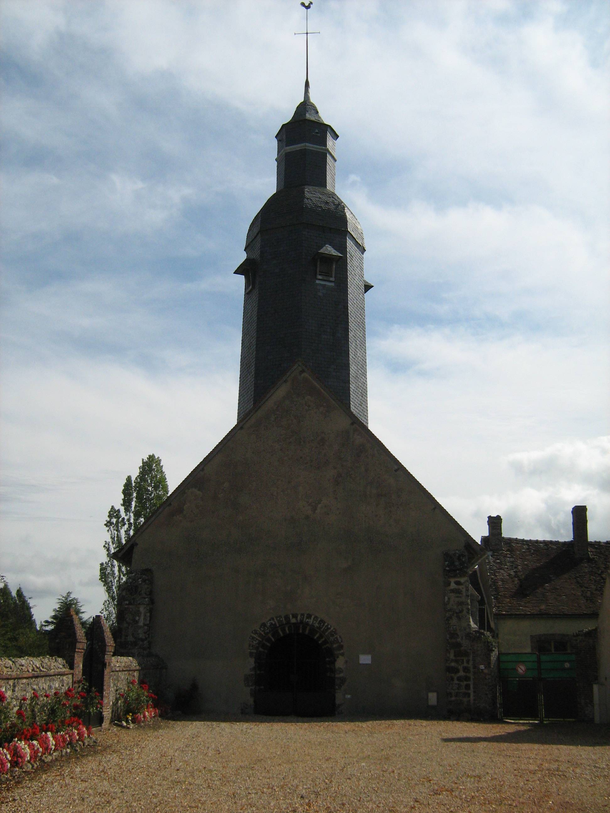 Photo de Saint-Laurent des Menus Church
