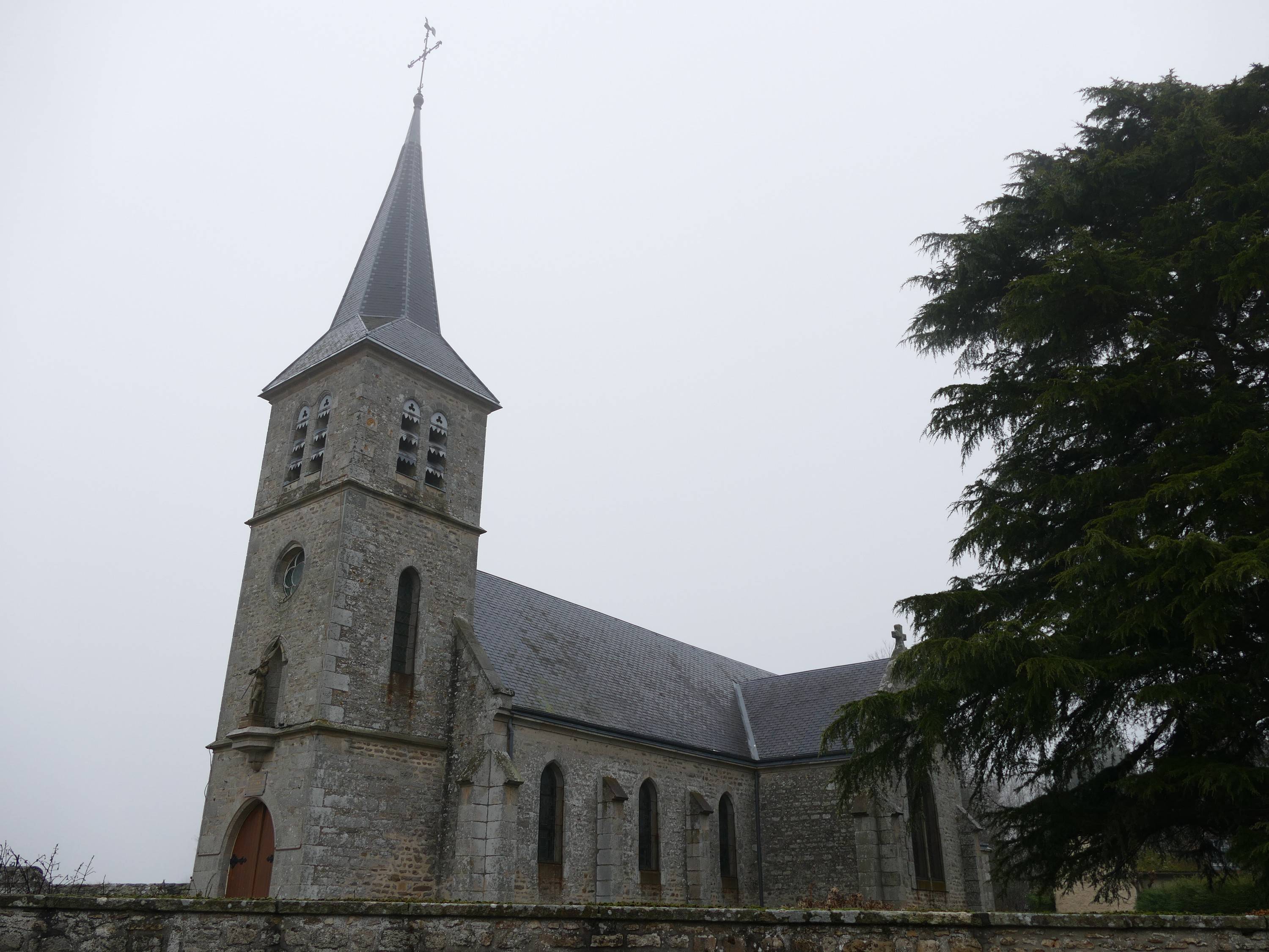 Photo de Saint-Cyr Church of Lonrai
