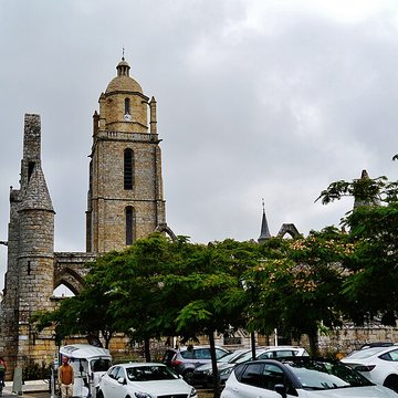Église Saint-Guénolé de Batz-sur-Mer