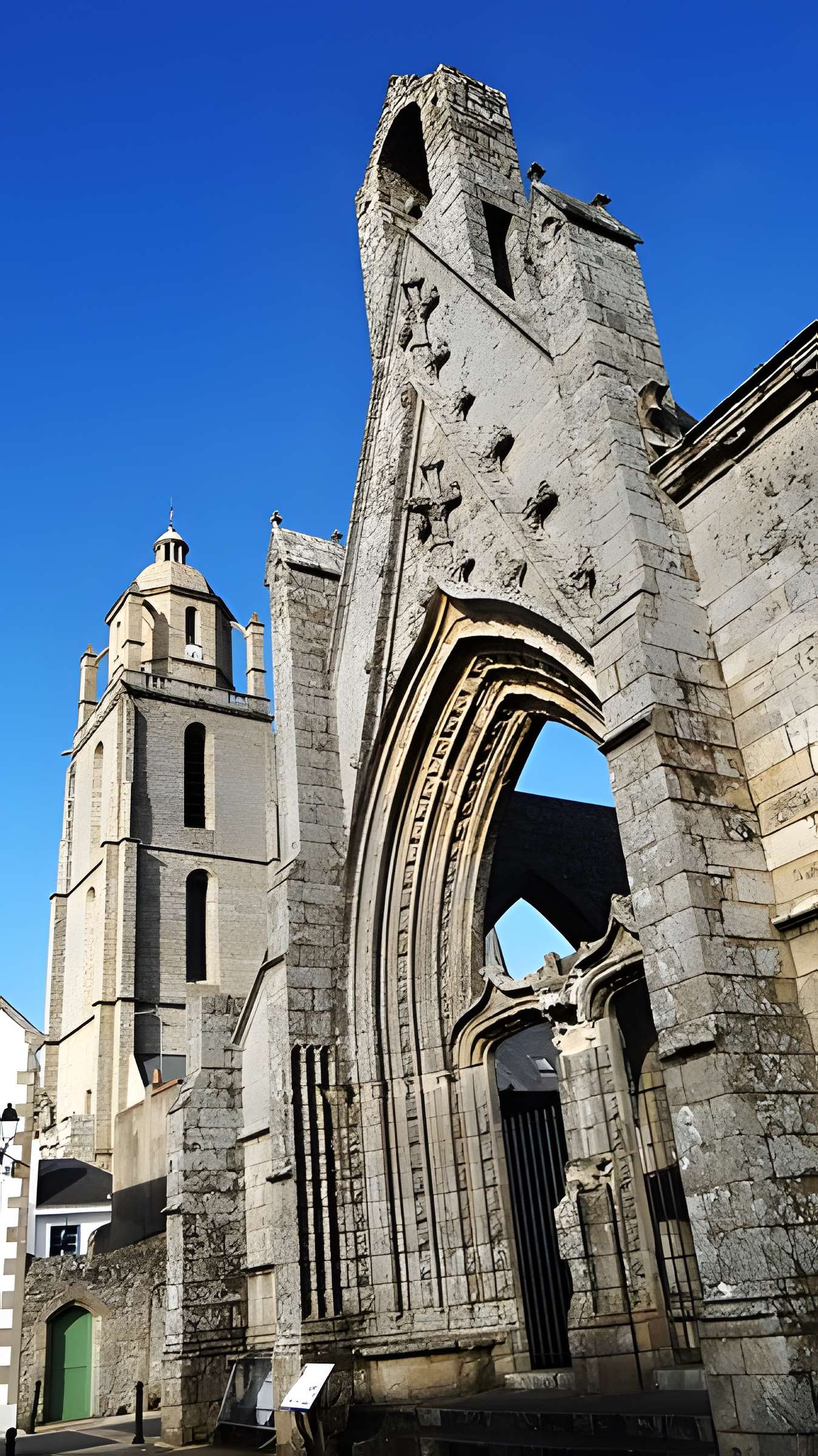 Église Saint-Guénolé de Batz-sur-Mer