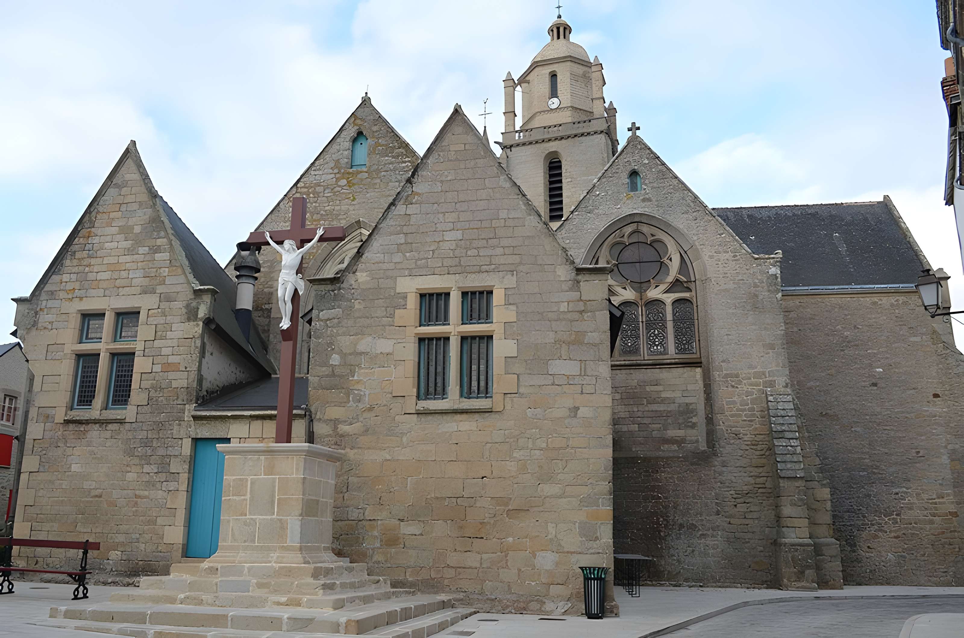 Église Saint-Guénolé de Batz-sur-Mer