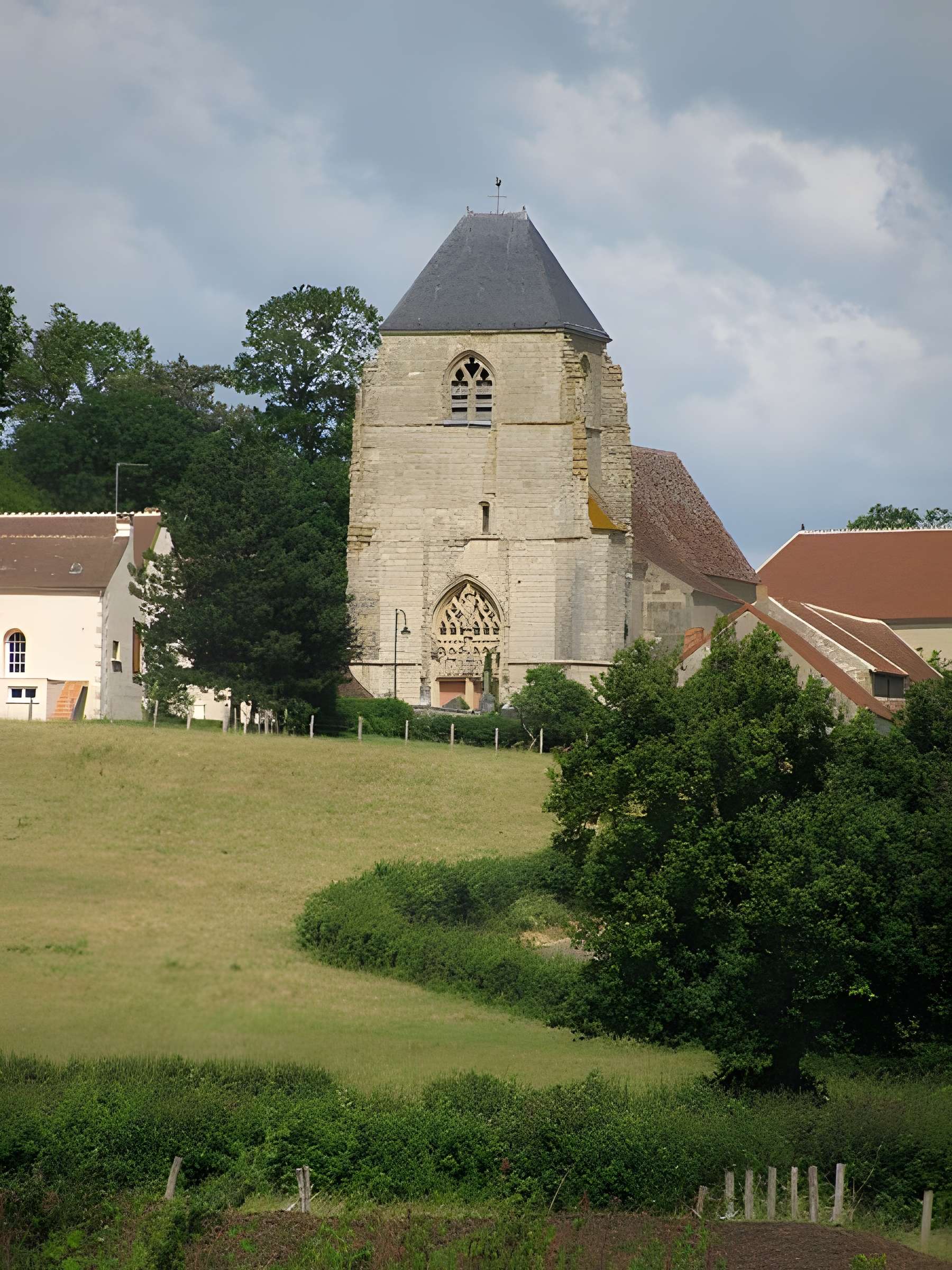 Église Saint-Hilaire de Challement 