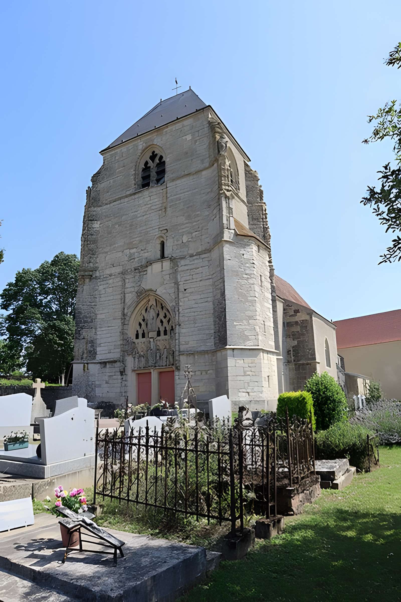 Église Saint-Hilaire de Challement