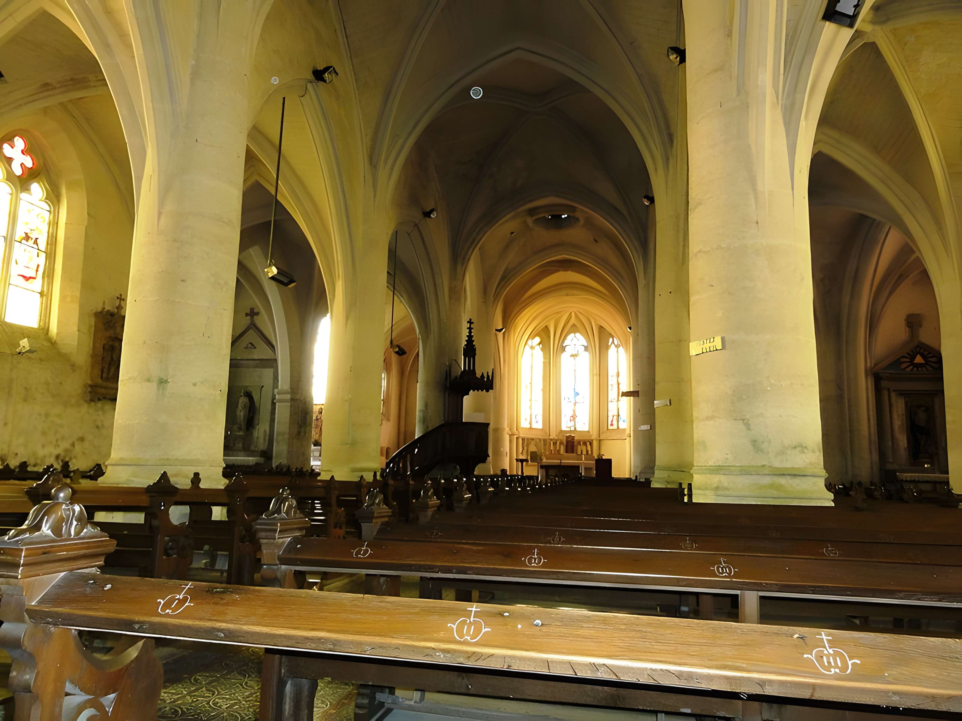 Église Saint-Hilaire de Longeville-en-Barrois