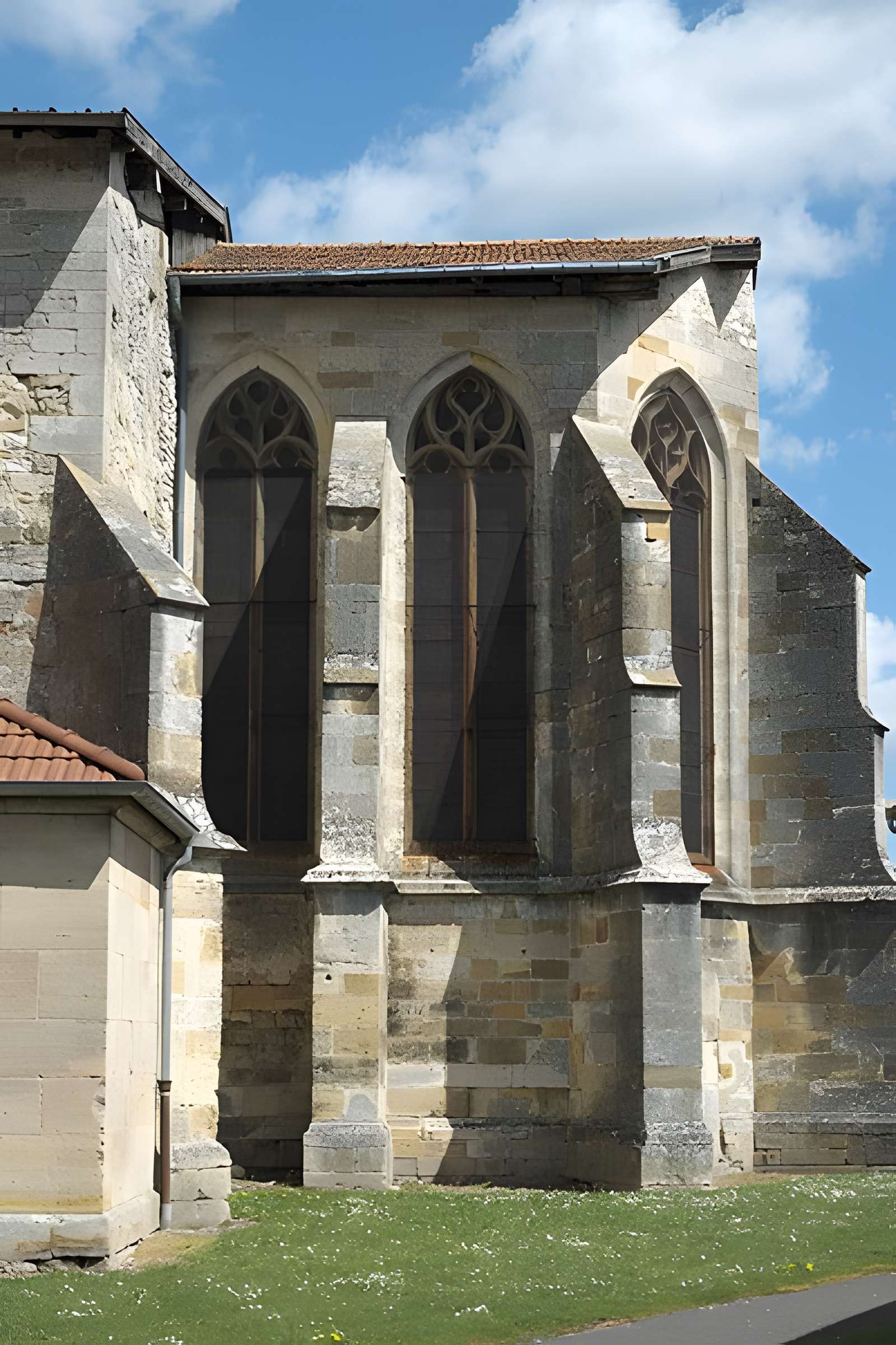 Église Saint-Hilaire de Longeville-en-Barrois