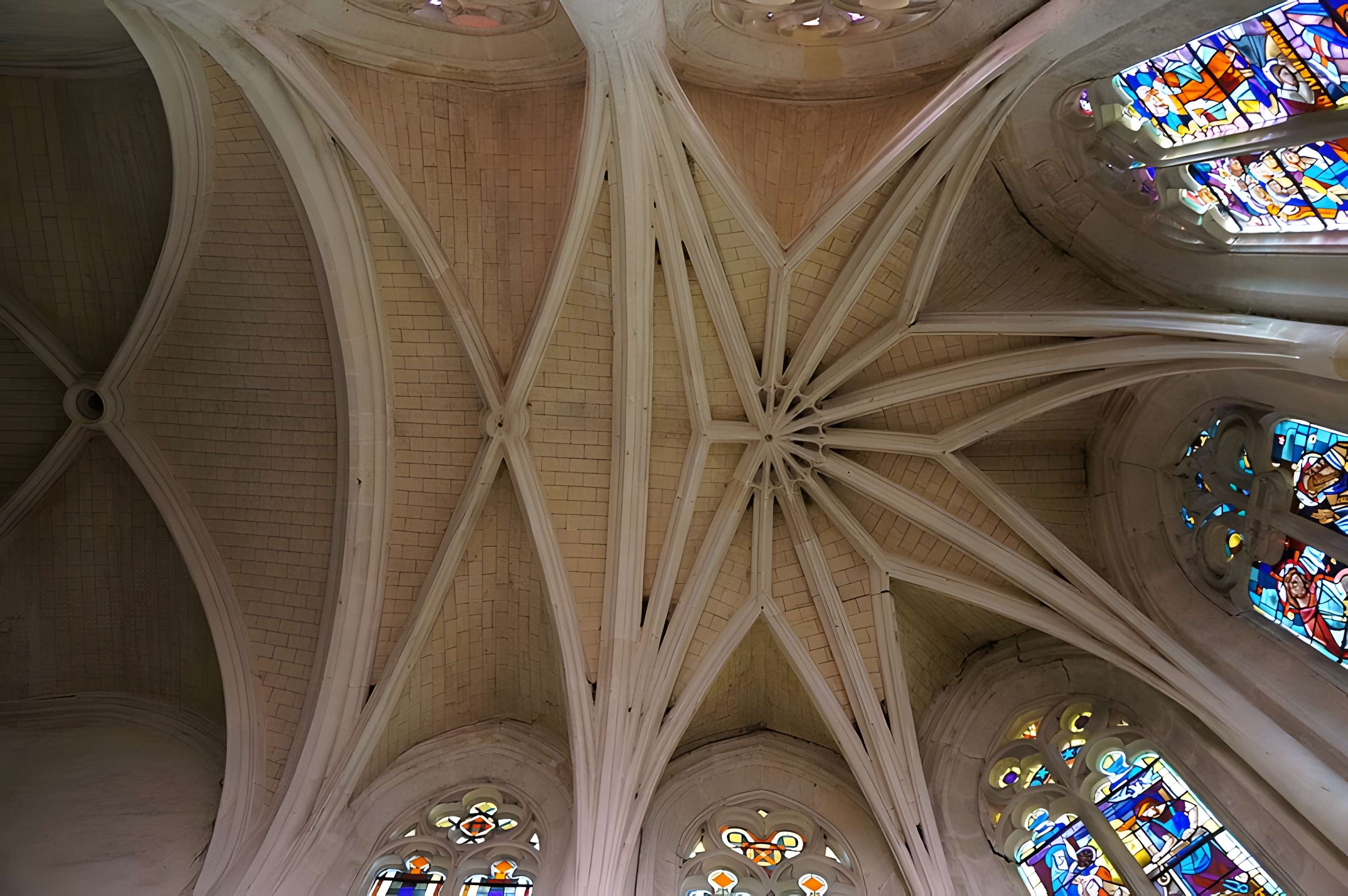 Église Saint-Hilaire de Longeville-en-Barrois
