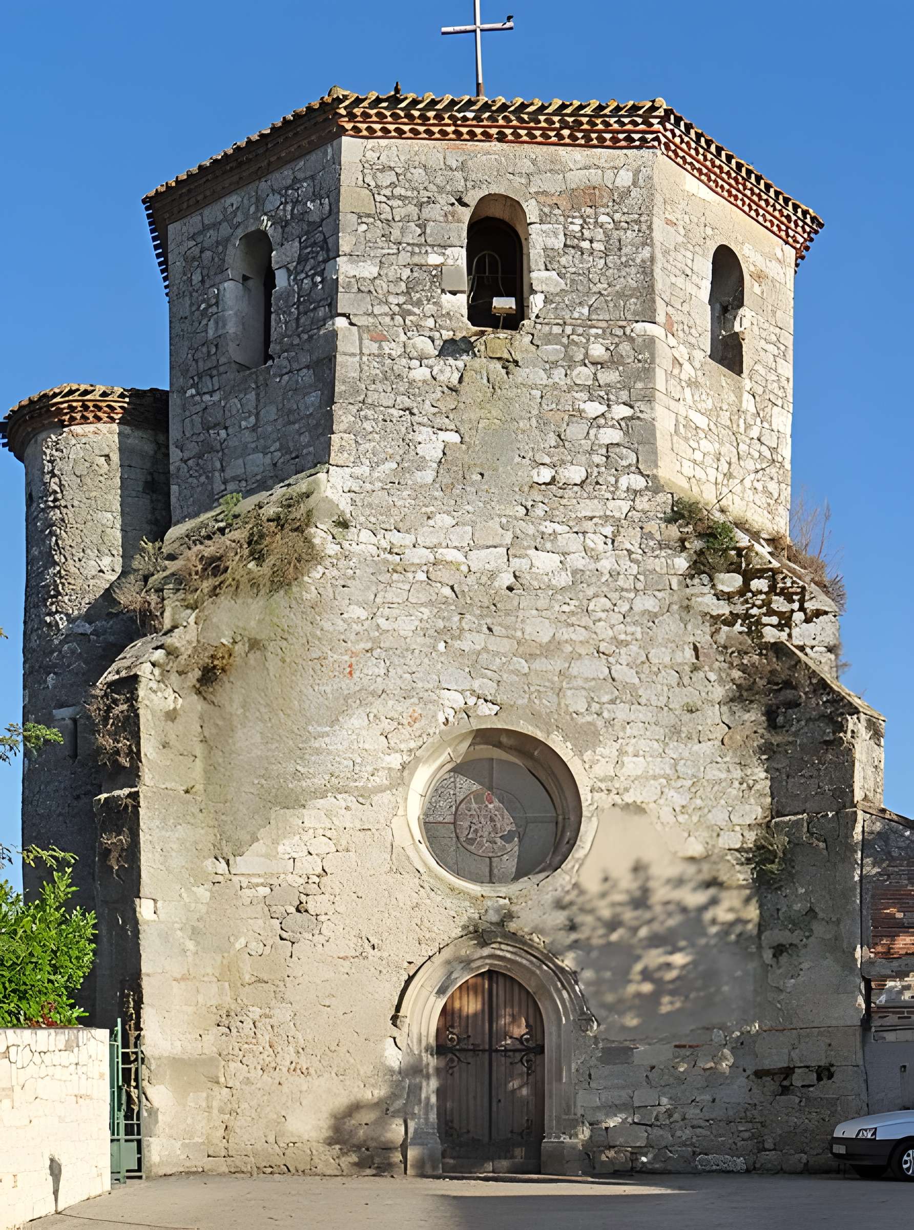 Église Saint-Hilaire de Saint-Hilaire-de-Lusignan