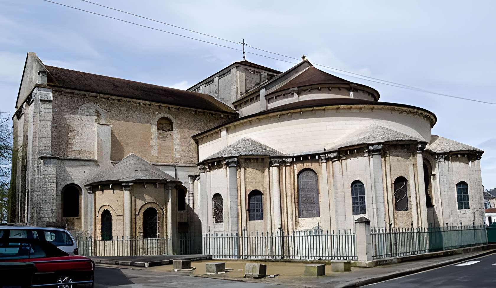Église Saint-Hilaire le Grand de Poitiers 