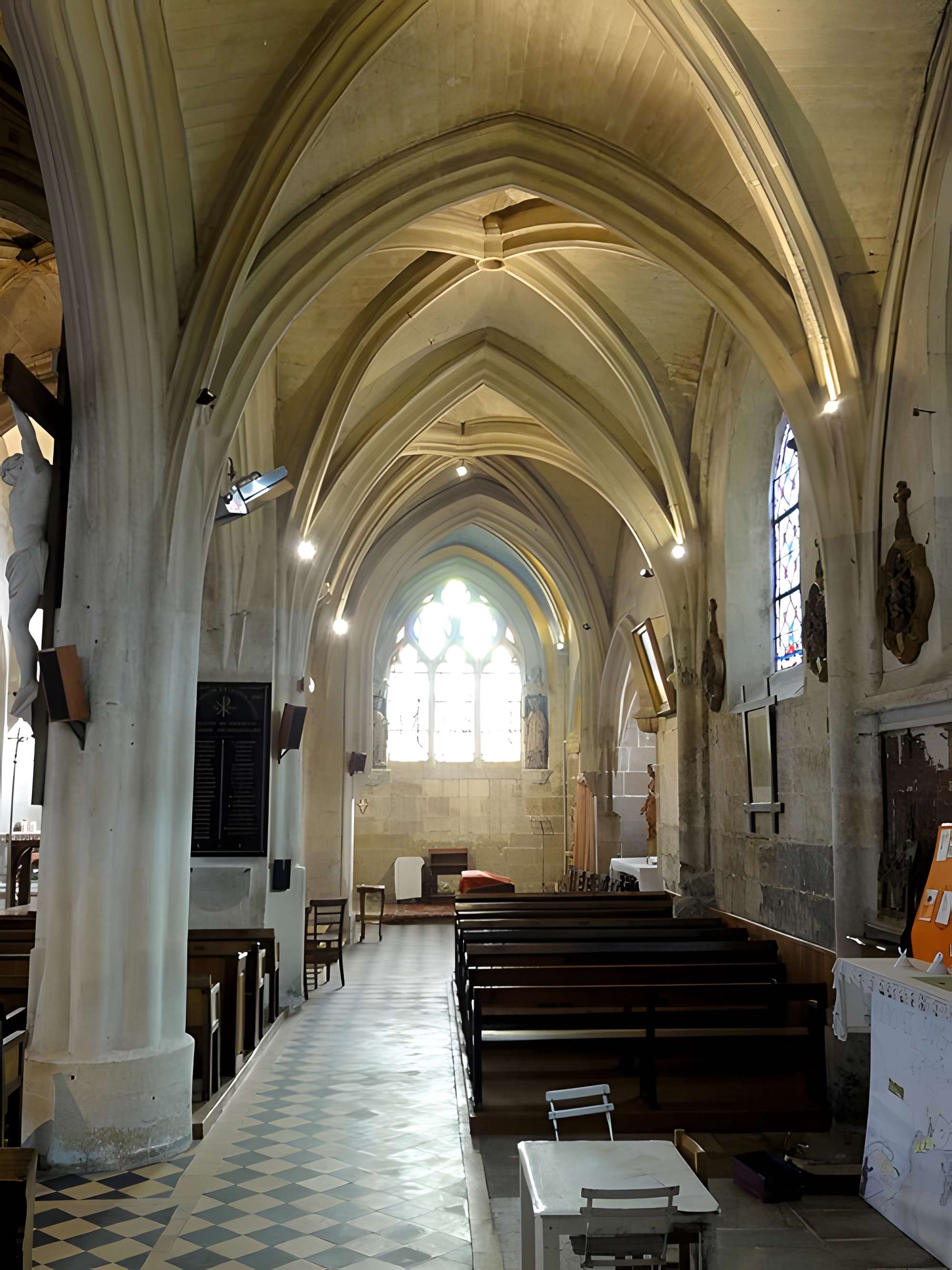 Église Saint-Honoré de Verneuil-en-Halatte