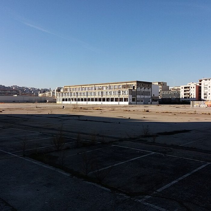 Photo de Eglise Saint-Irénée et calvaire