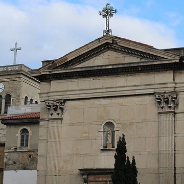 Eglise Saint-Irénée et calvaire
