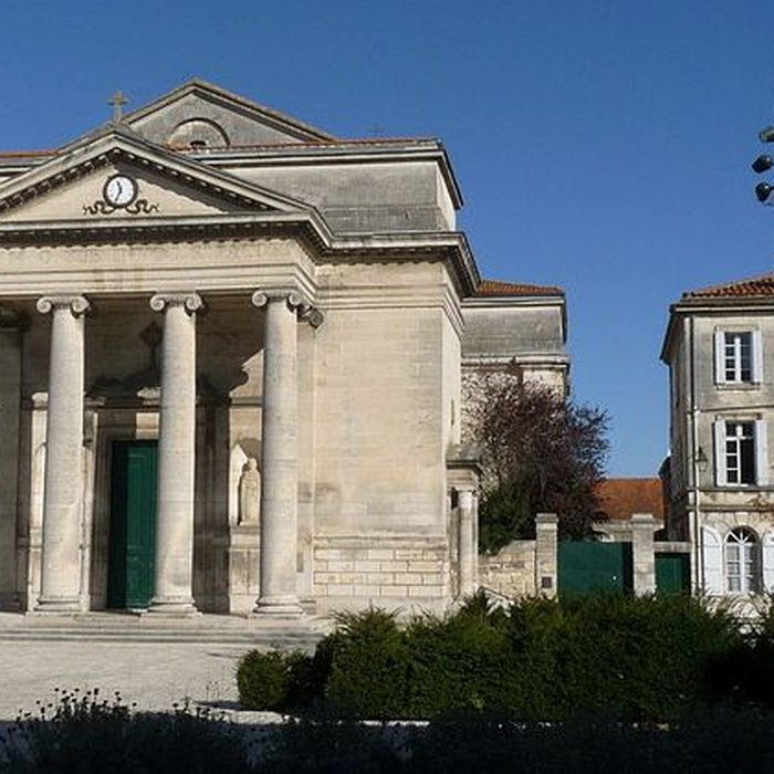 Photo de Église Saint-Jacques de lHoumeau