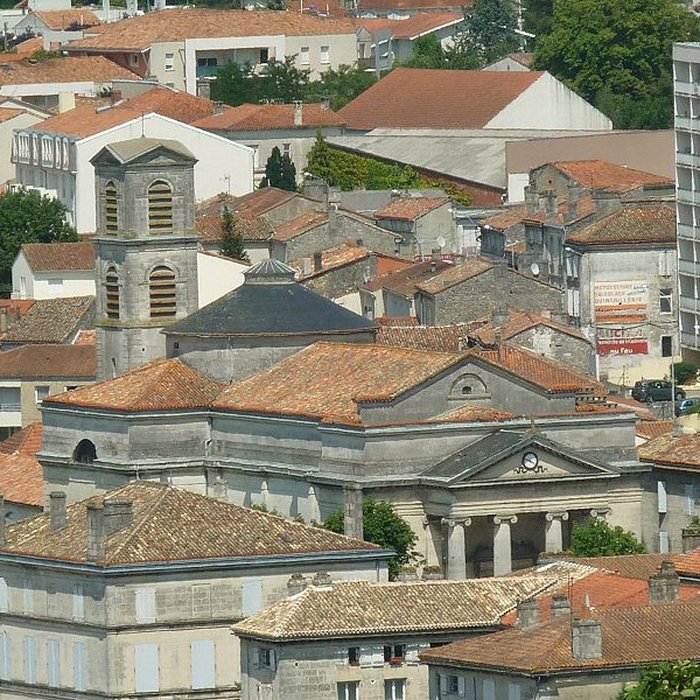 Photo de Église Saint-Jacques de lHoumeau