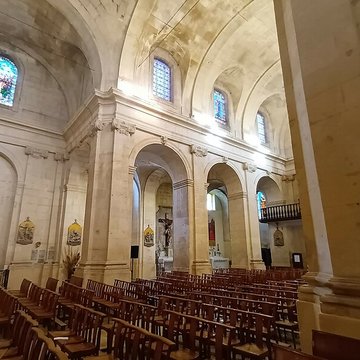 Église Saint-Jacques de Tarascon