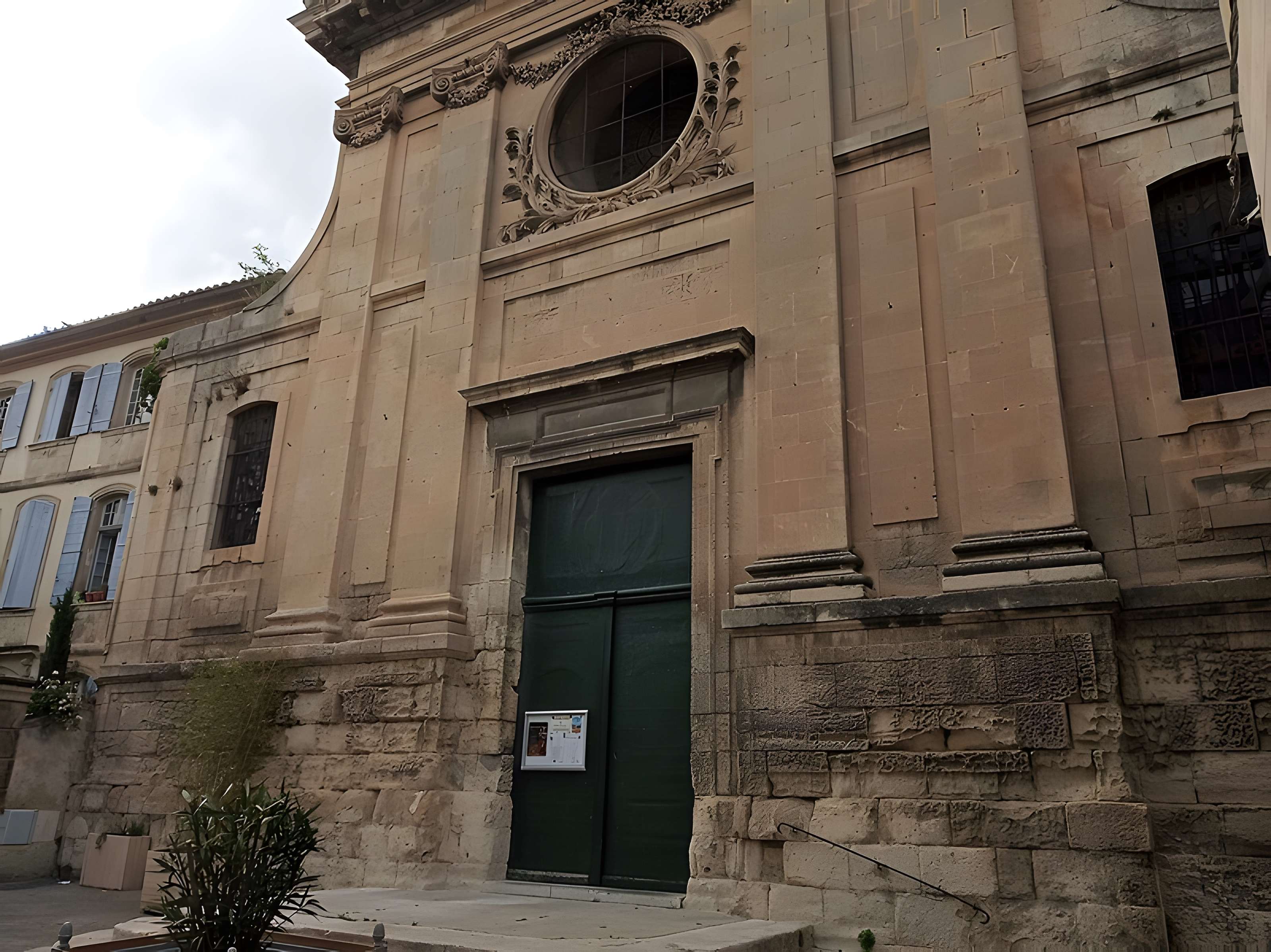 Église Saint-Jacques de Tarascon