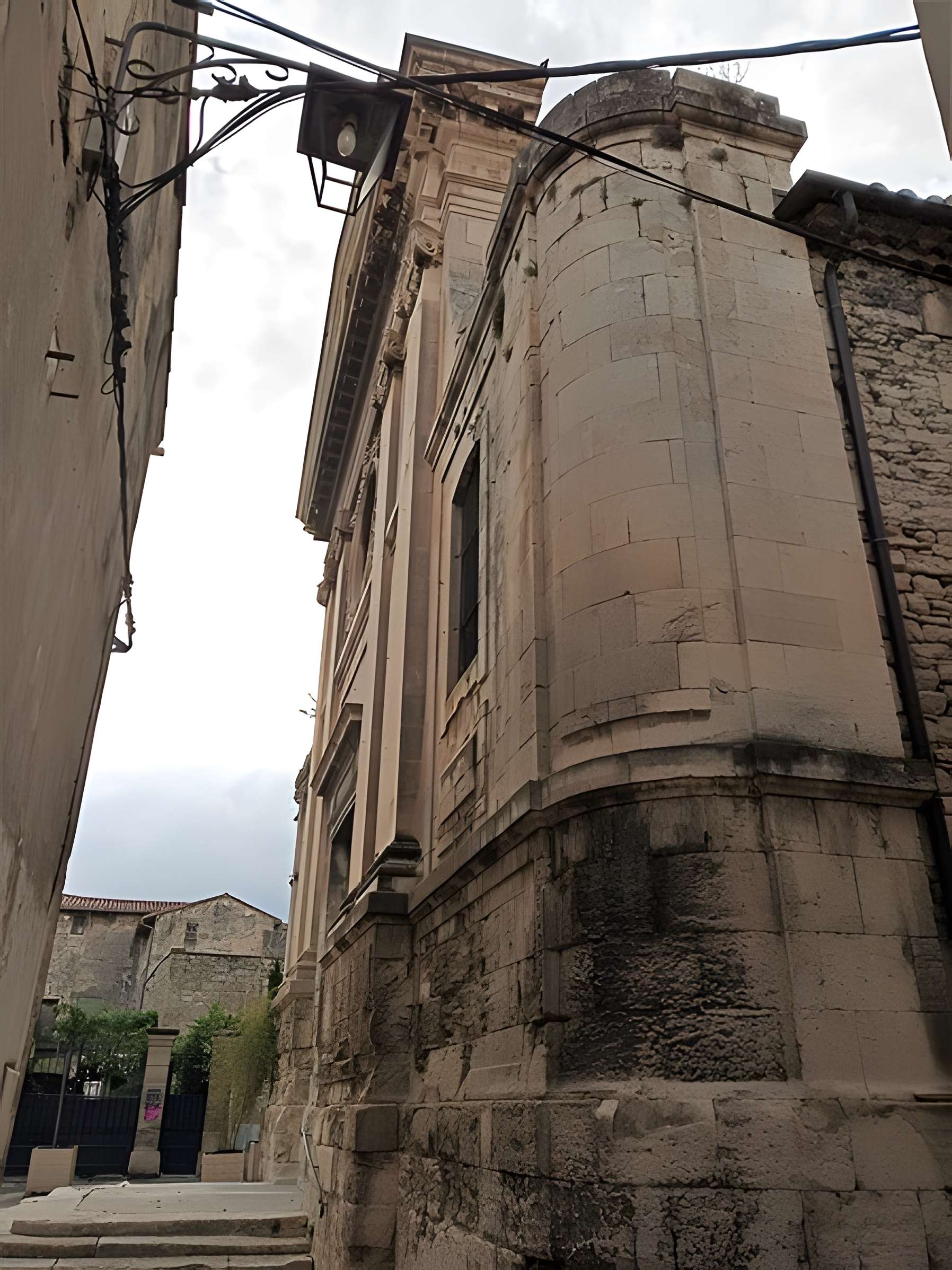Église Saint-Jacques de Tarascon