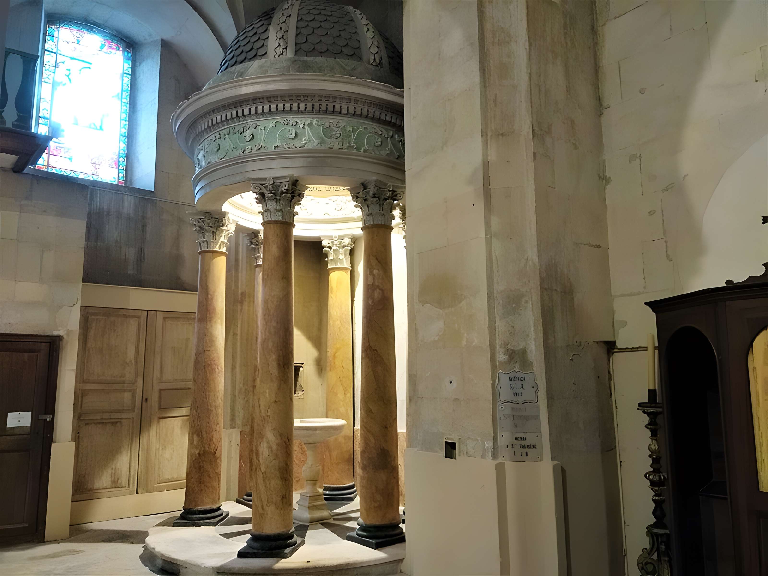 Église Saint-Jacques de Tarascon