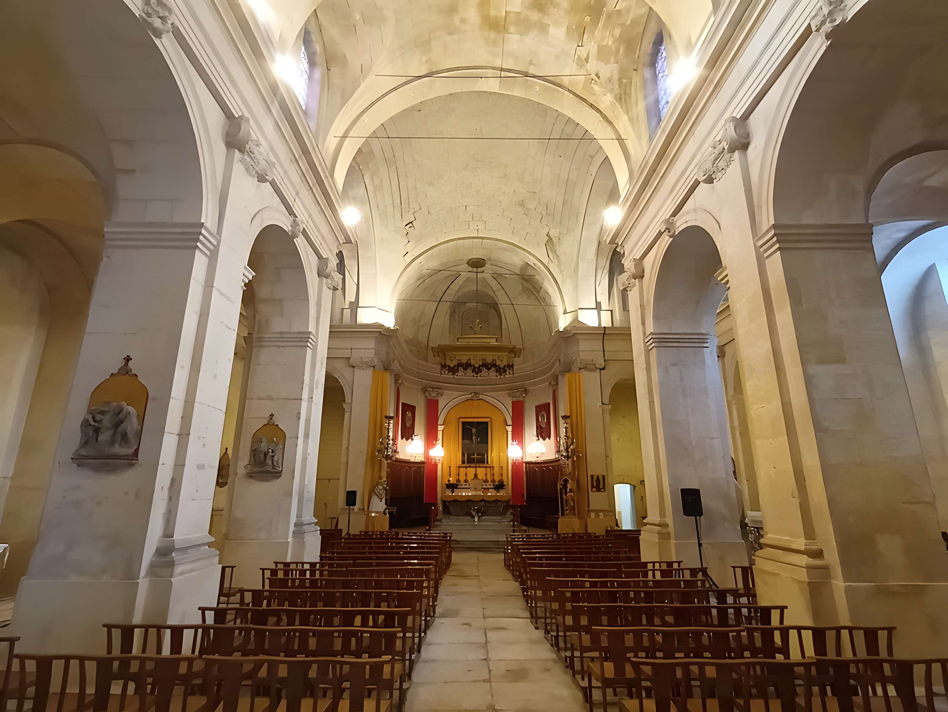 Église Saint-Jacques de Tarascon