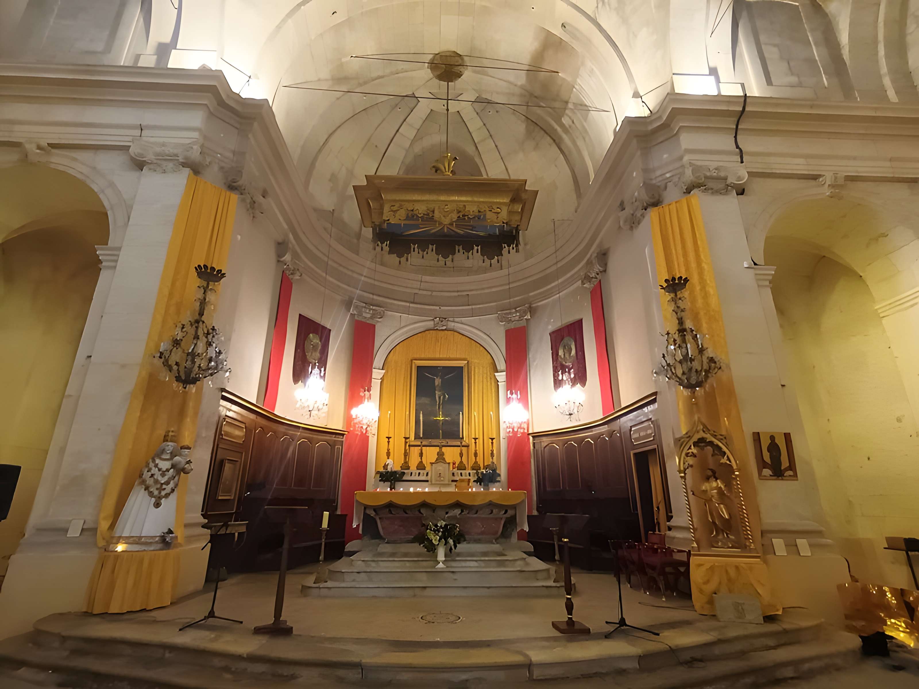 Église Saint-Jacques de Tarascon