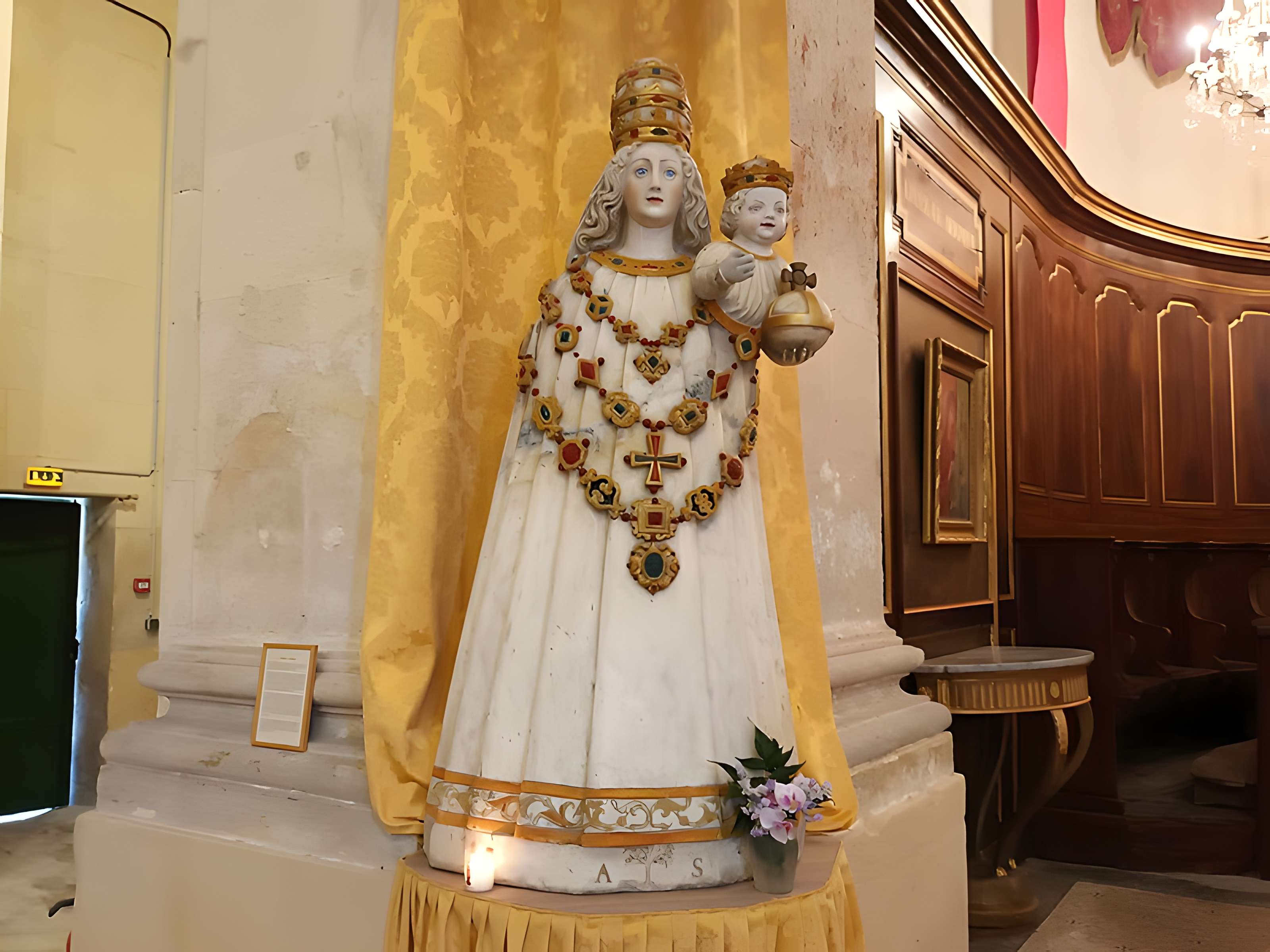 Église Saint-Jacques de Tarascon