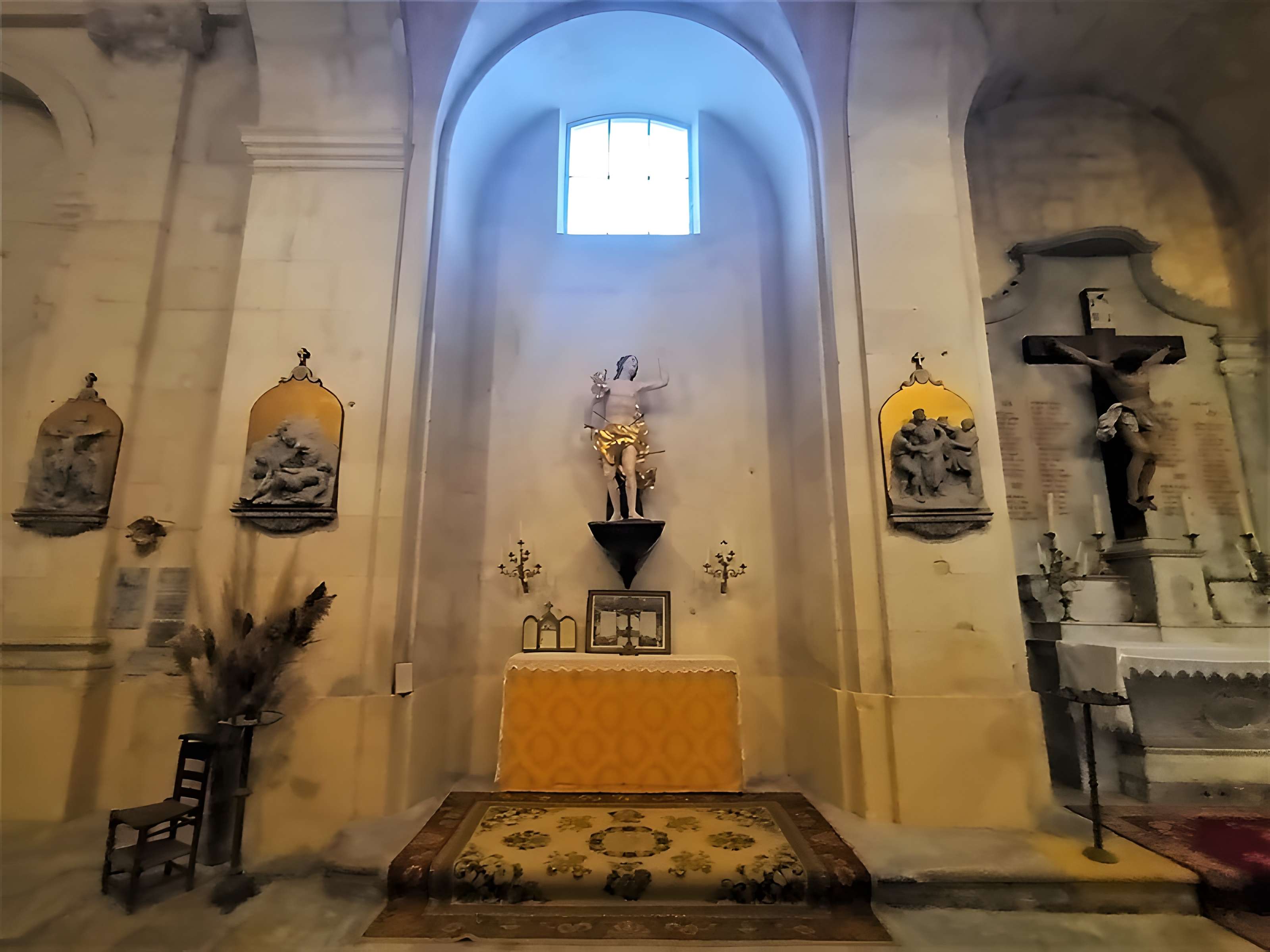 Église Saint-Jacques de Tarascon