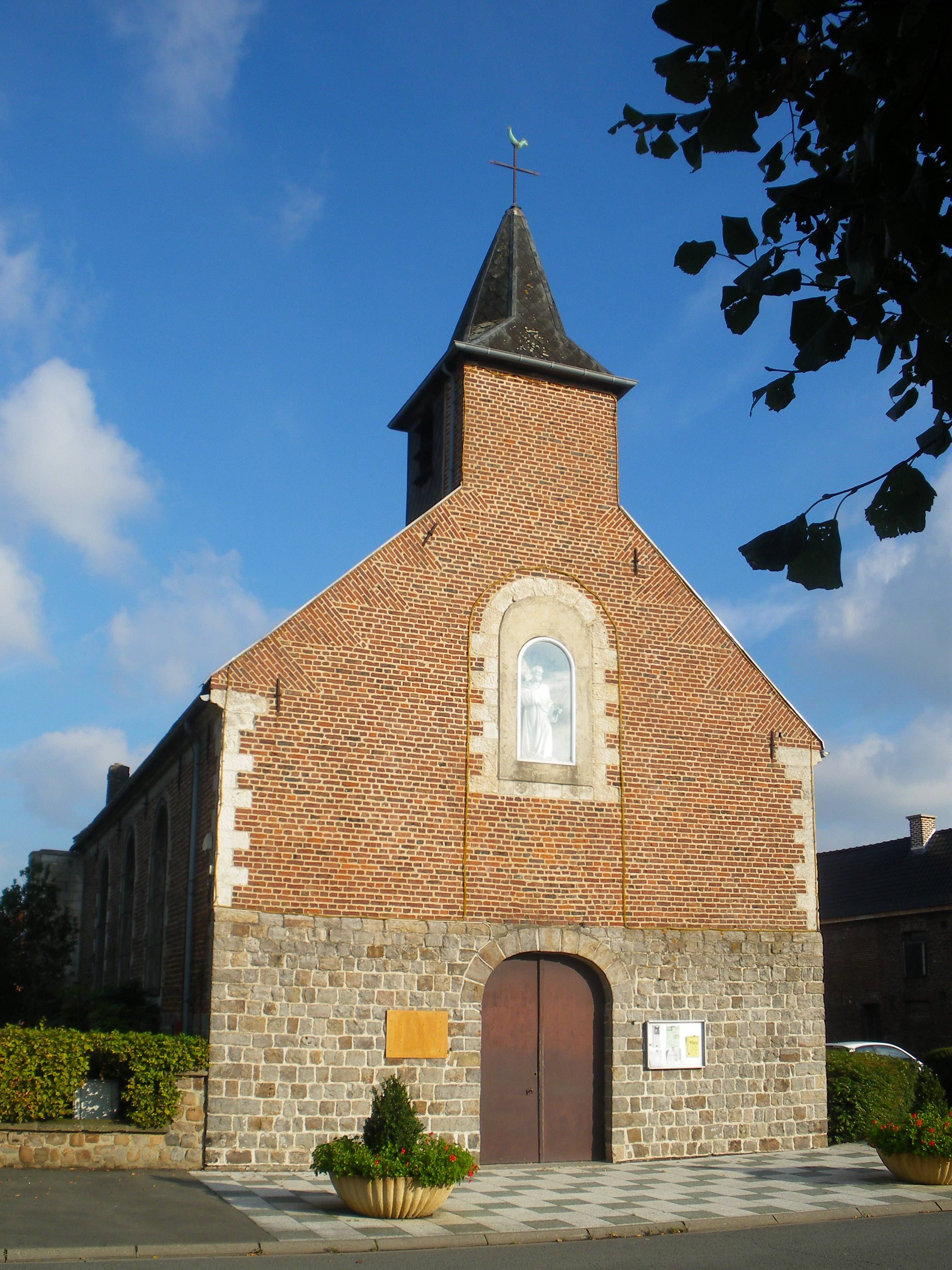 Photo de Saint Nicholas of Fouquereuil Church