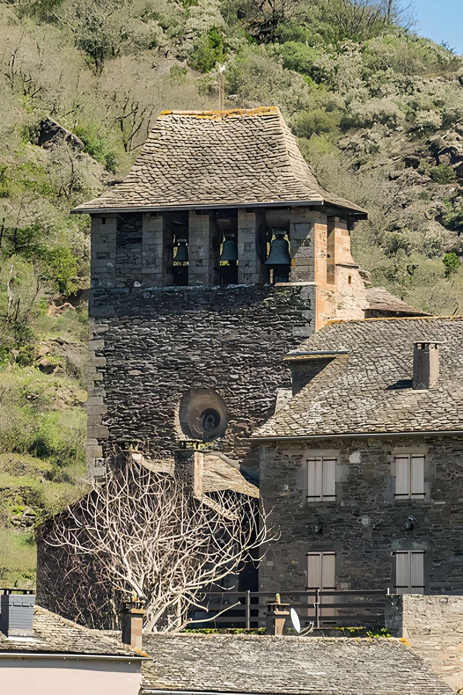 Église Saint-Jacques-le-Majeur de Brousse-le-Château