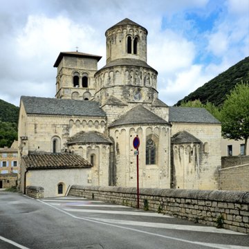 Abbatiale Sainte-Marie de Cruas