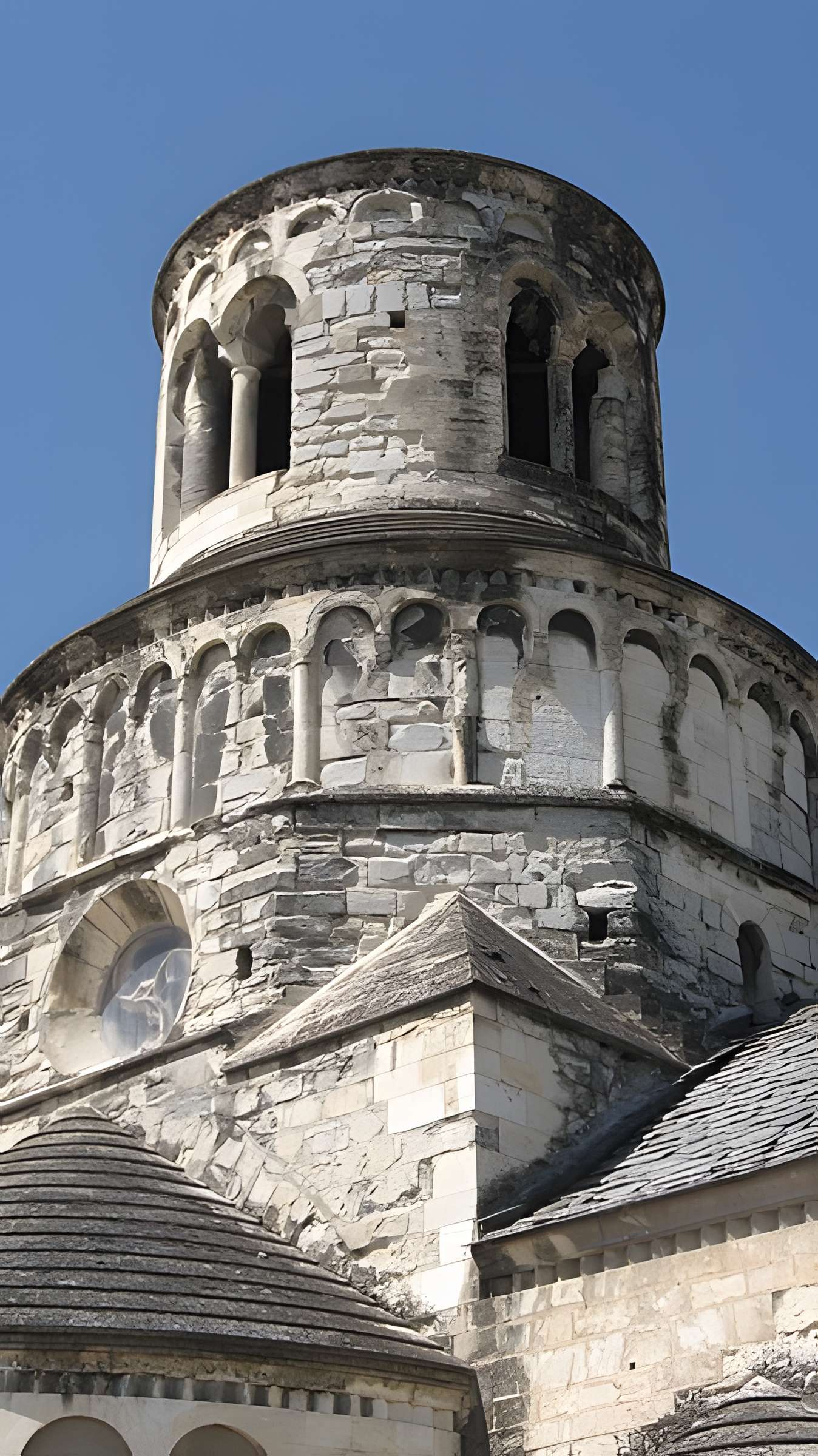 Abbatiale Sainte-Marie de Cruas