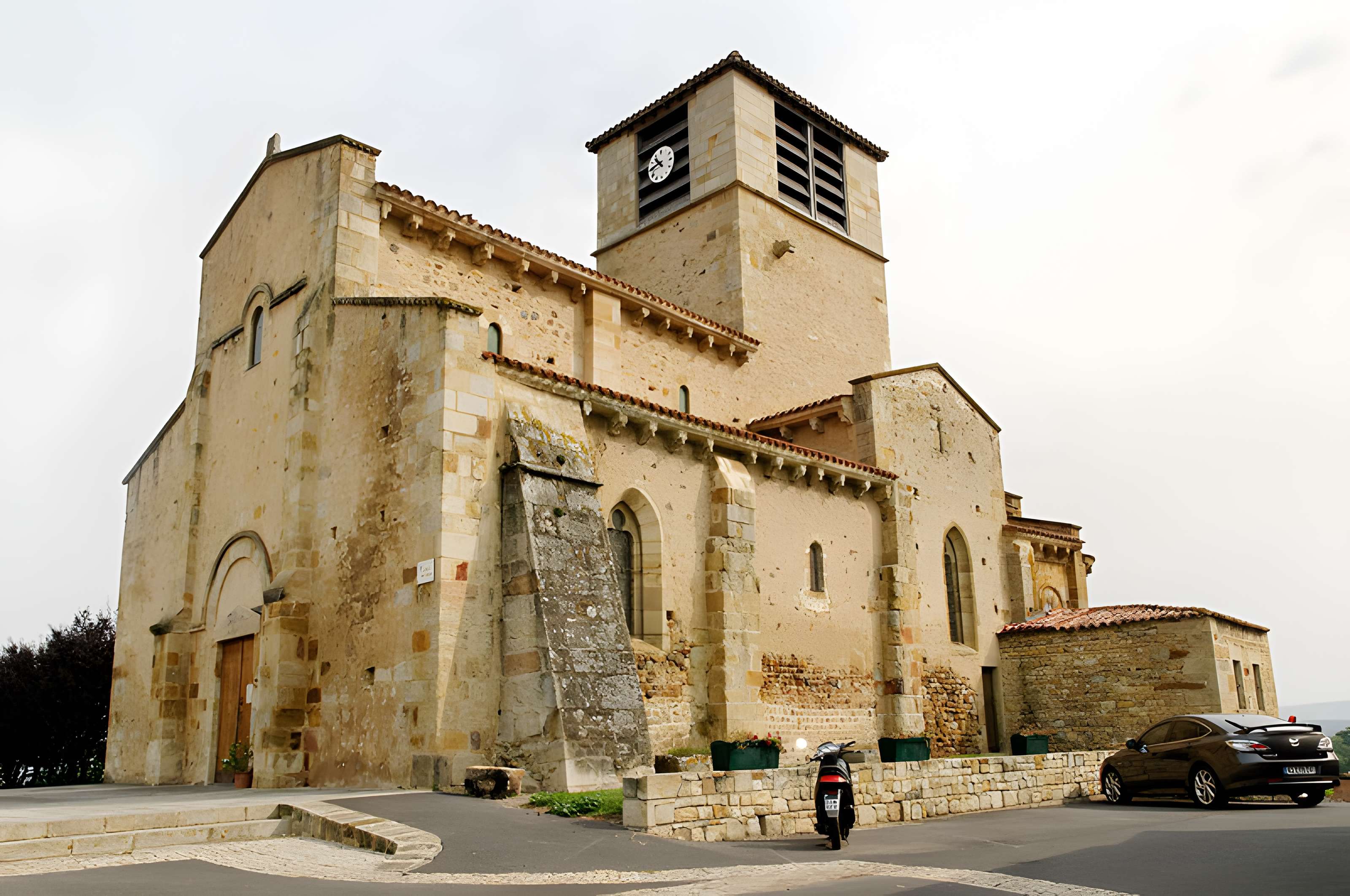 Église Saint-Jean de Glaine-Montaigut