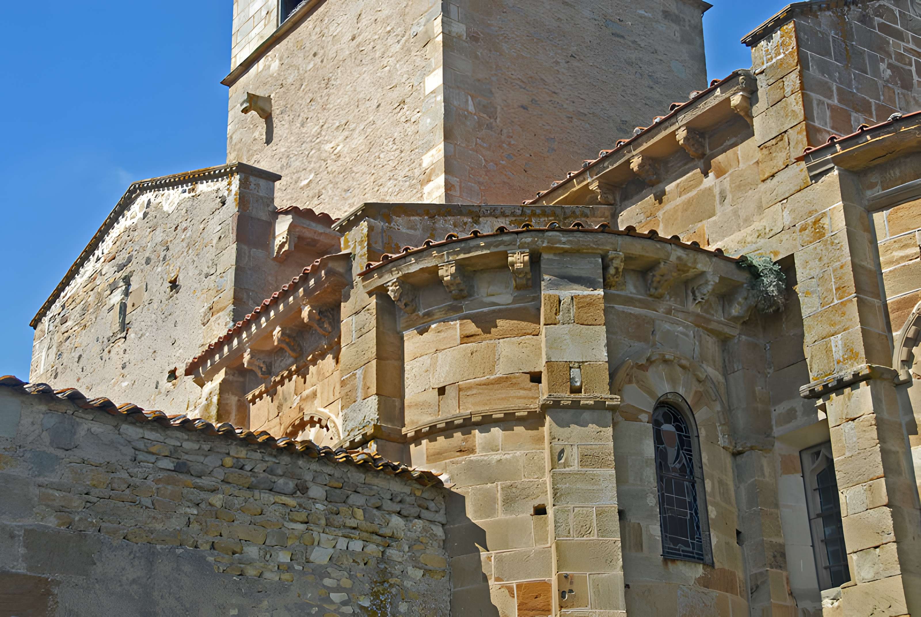 Église Saint-Jean de Glaine-Montaigut