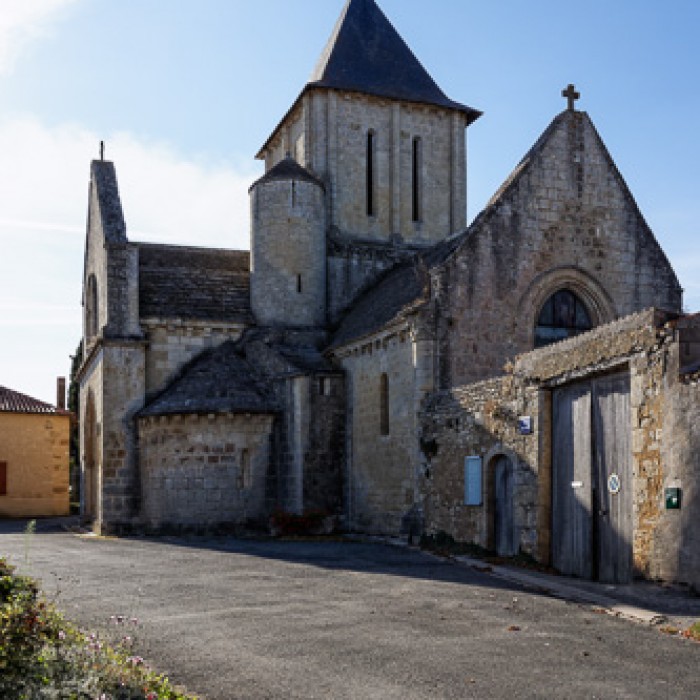 Photo de Église Saint-Jean de Marnes