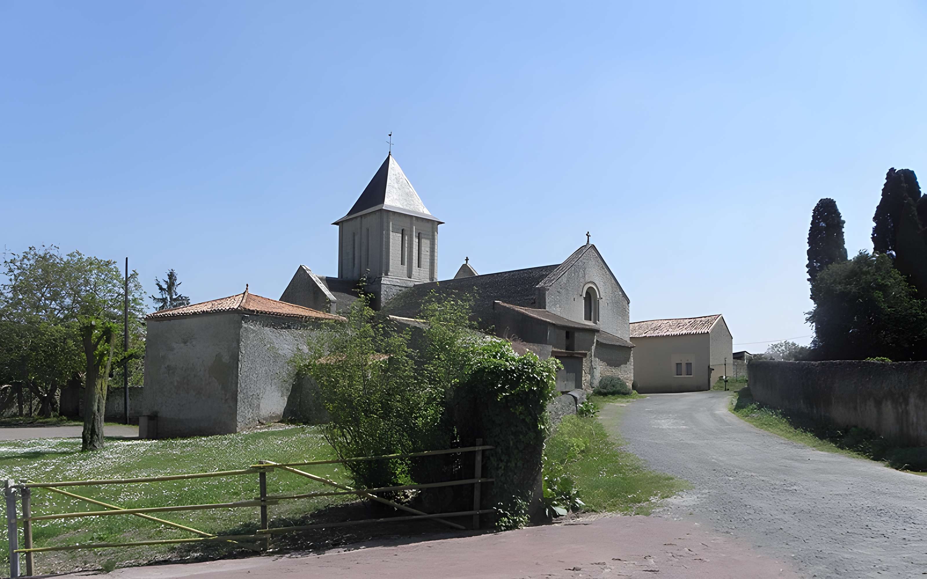 Église Saint-Jean de Marnes
