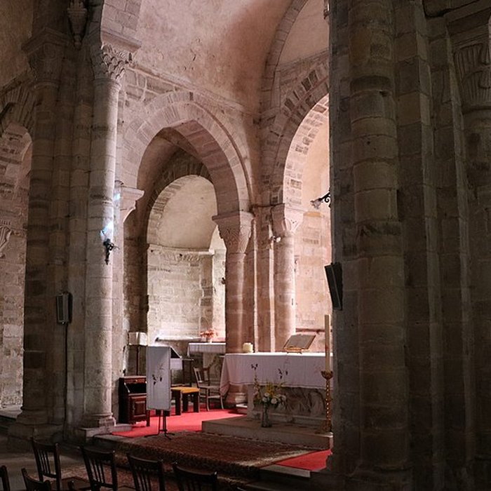 Photo de Église Saint-Jean-Baptiste de Charroux