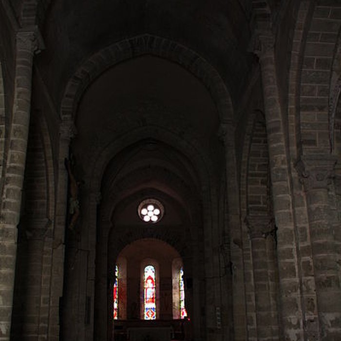 Photo de Église Saint-Jean-Baptiste de Charroux