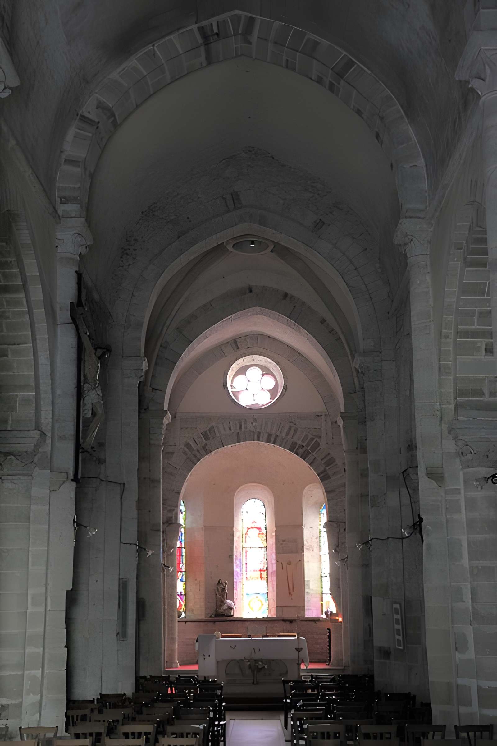 Église Saint-Jean-Baptiste de Charroux