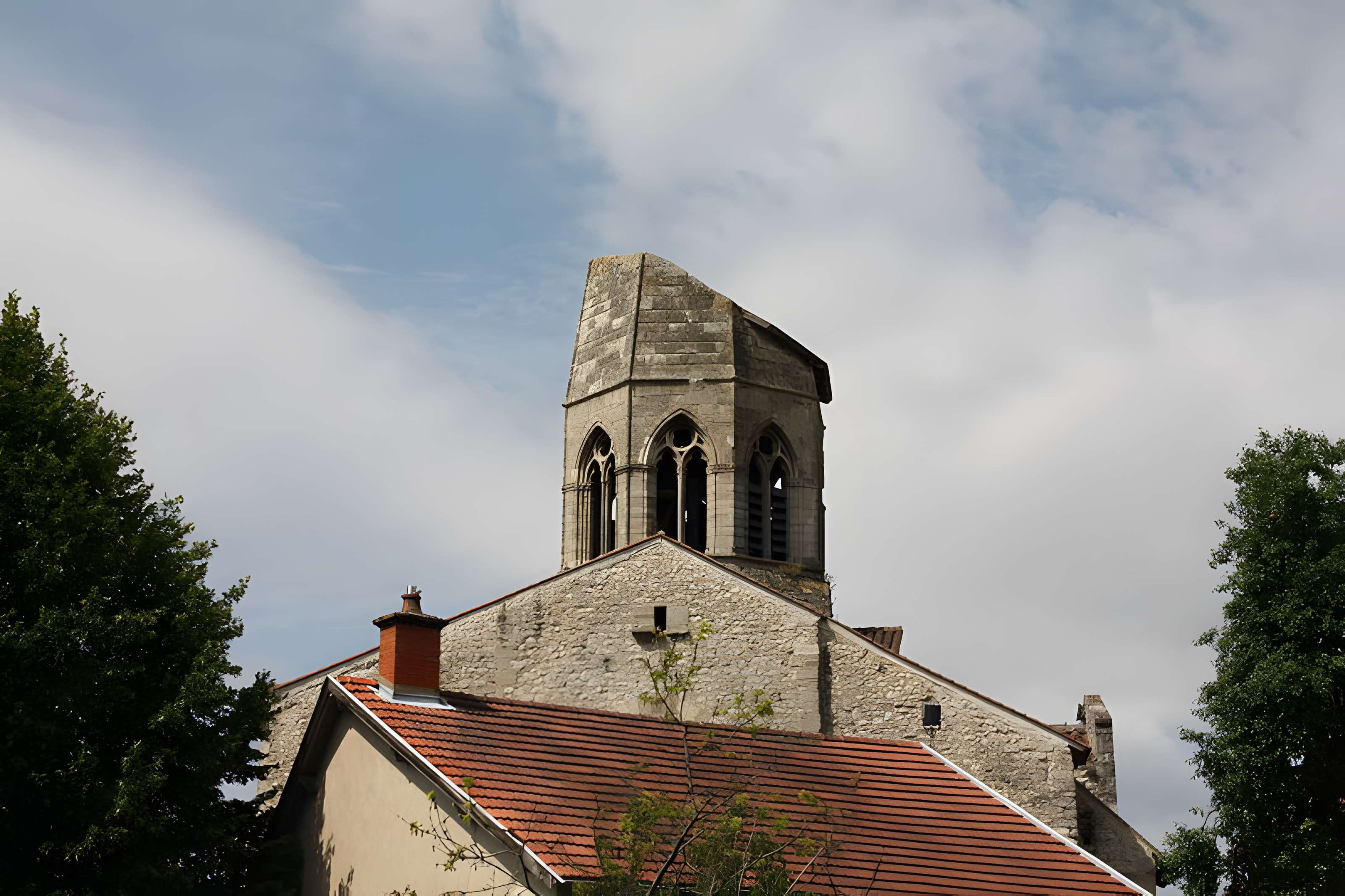 Église Saint-Jean-Baptiste de Charroux