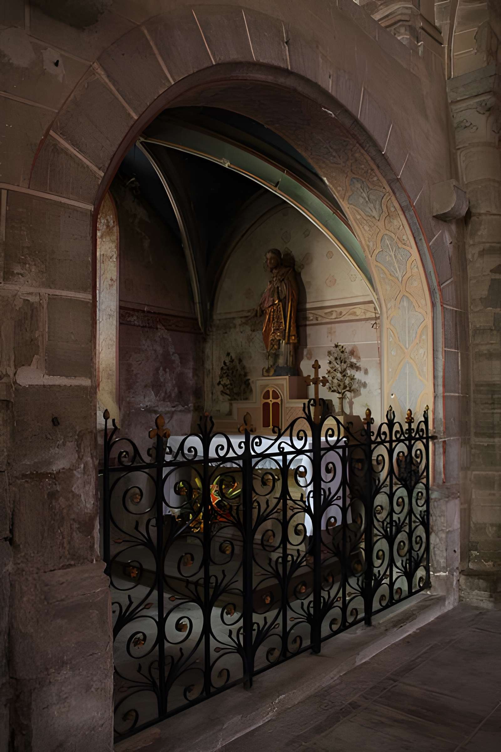 Église Saint-Jean-Baptiste de Charroux