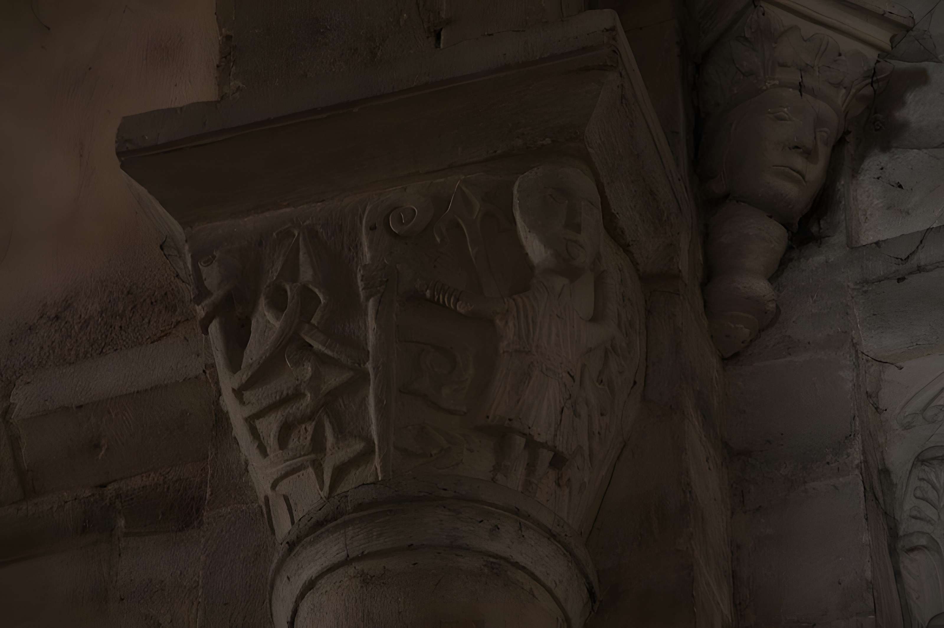 Église Saint-Jean-Baptiste de Charroux