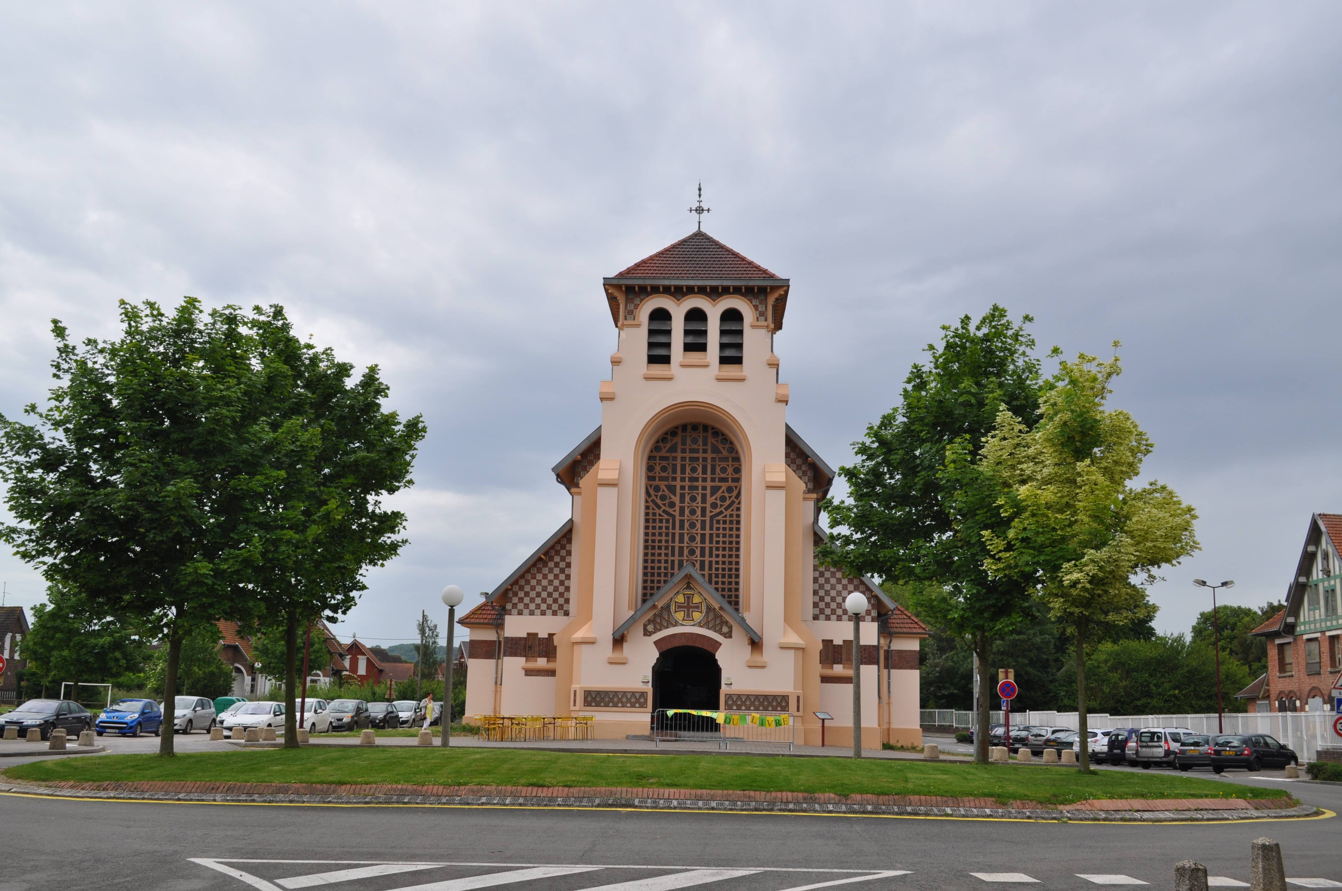 Photo de Église Sainte-Marguerite de Sains-en-Gohelle