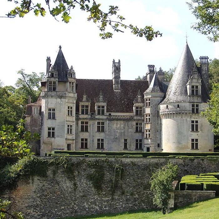 Photo de Château de Puyguilhem à Villars
