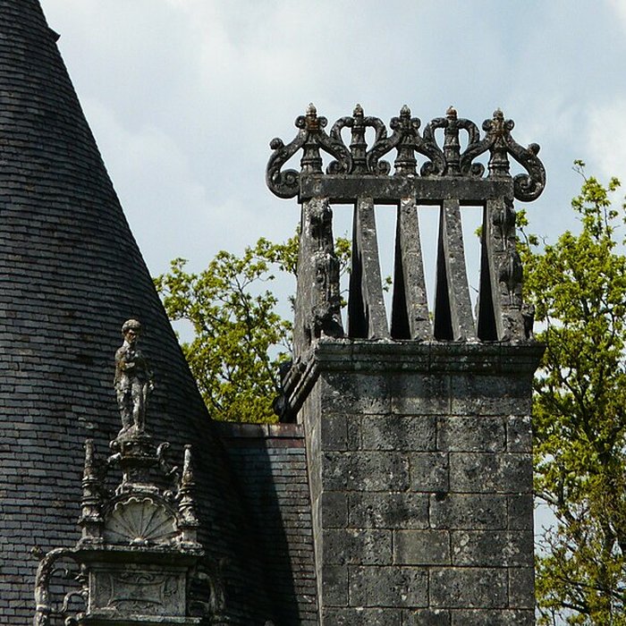 Photo de Château de Puyguilhem à Villars
