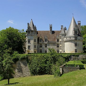 Château de Puyguilhem à Villars